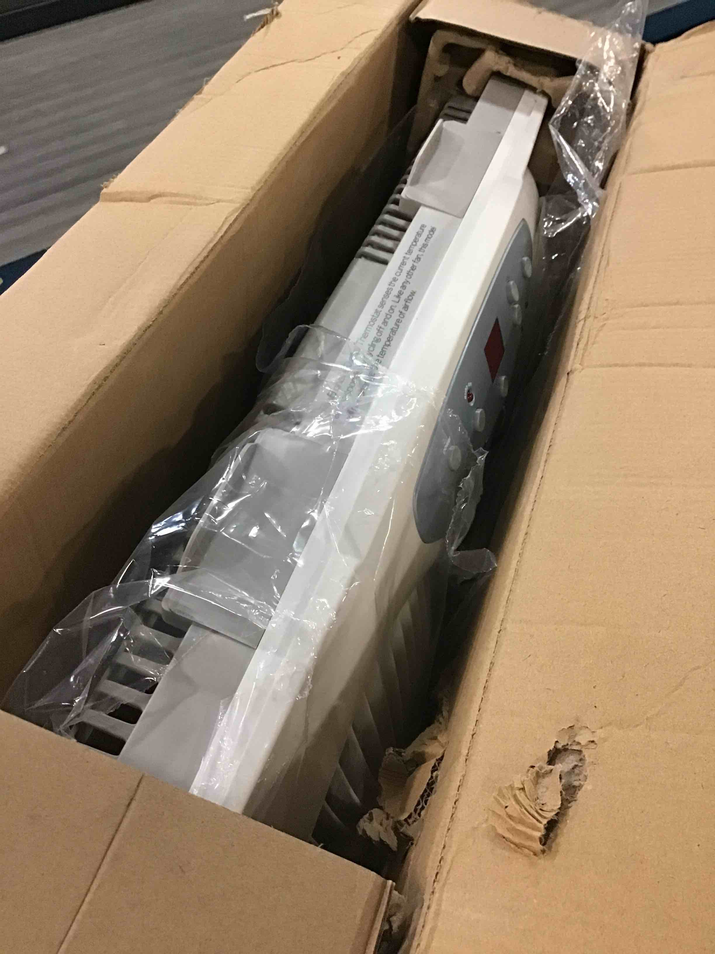 https://s3.amazonaws.com/lotting-images-prod/bidfta/PNK0250128_1728094453440.jpeg