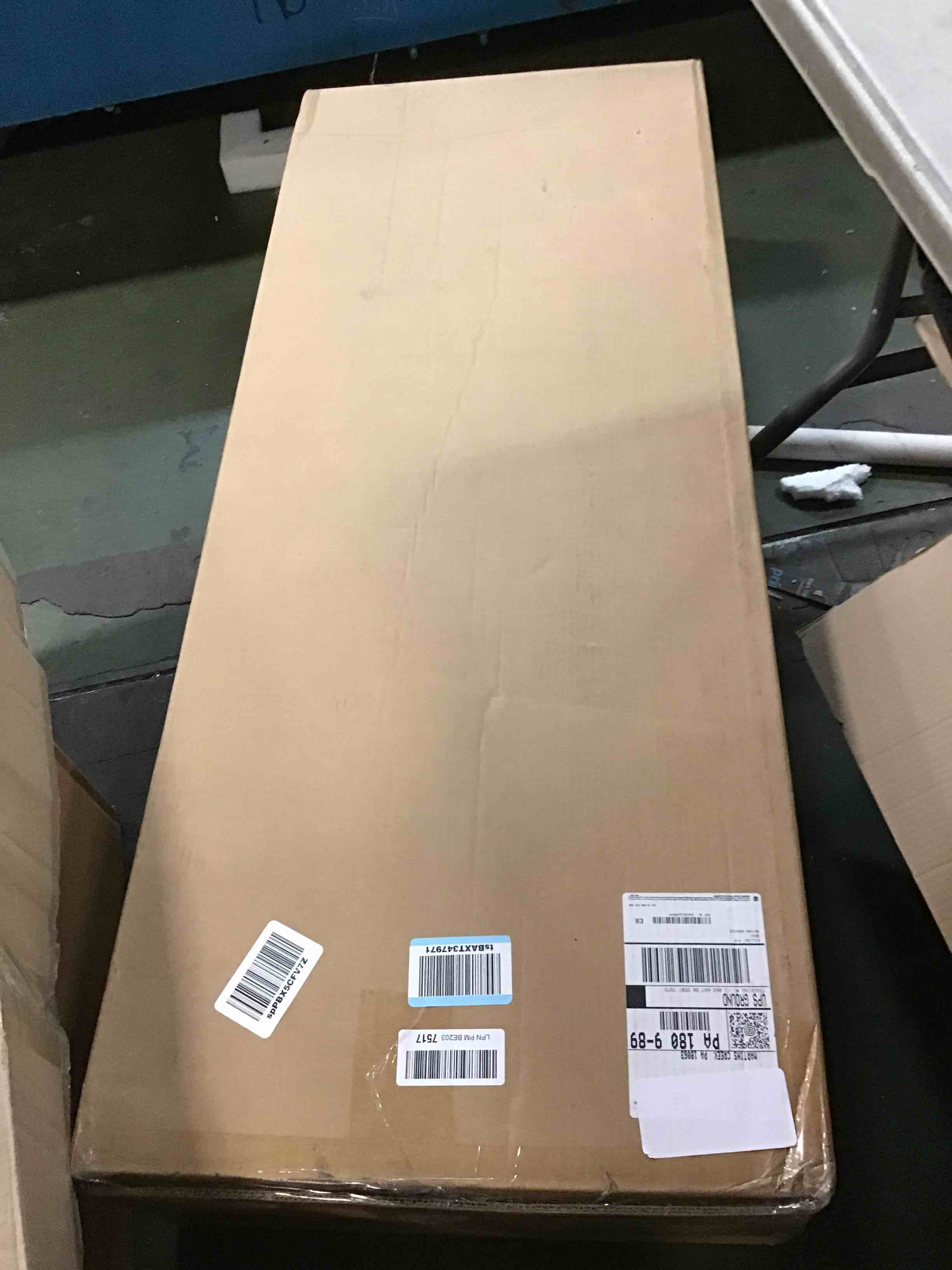 https://s3.amazonaws.com/lotting-images-prod/bidfta/PNK0250279_1728015012509.jpeg