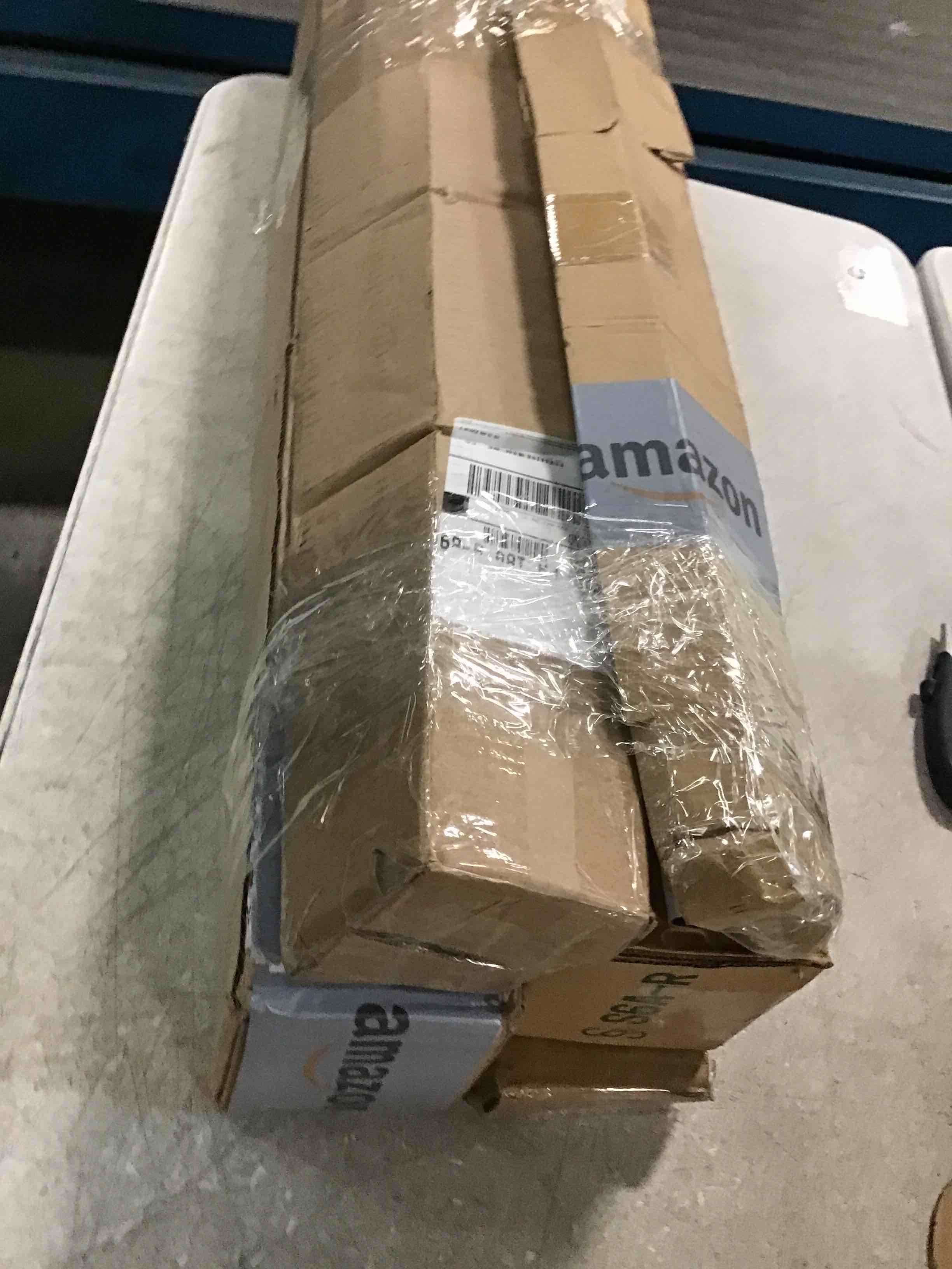 https://s3.amazonaws.com/lotting-images-prod/bidfta/PNK0251027_1727759324853.jpeg