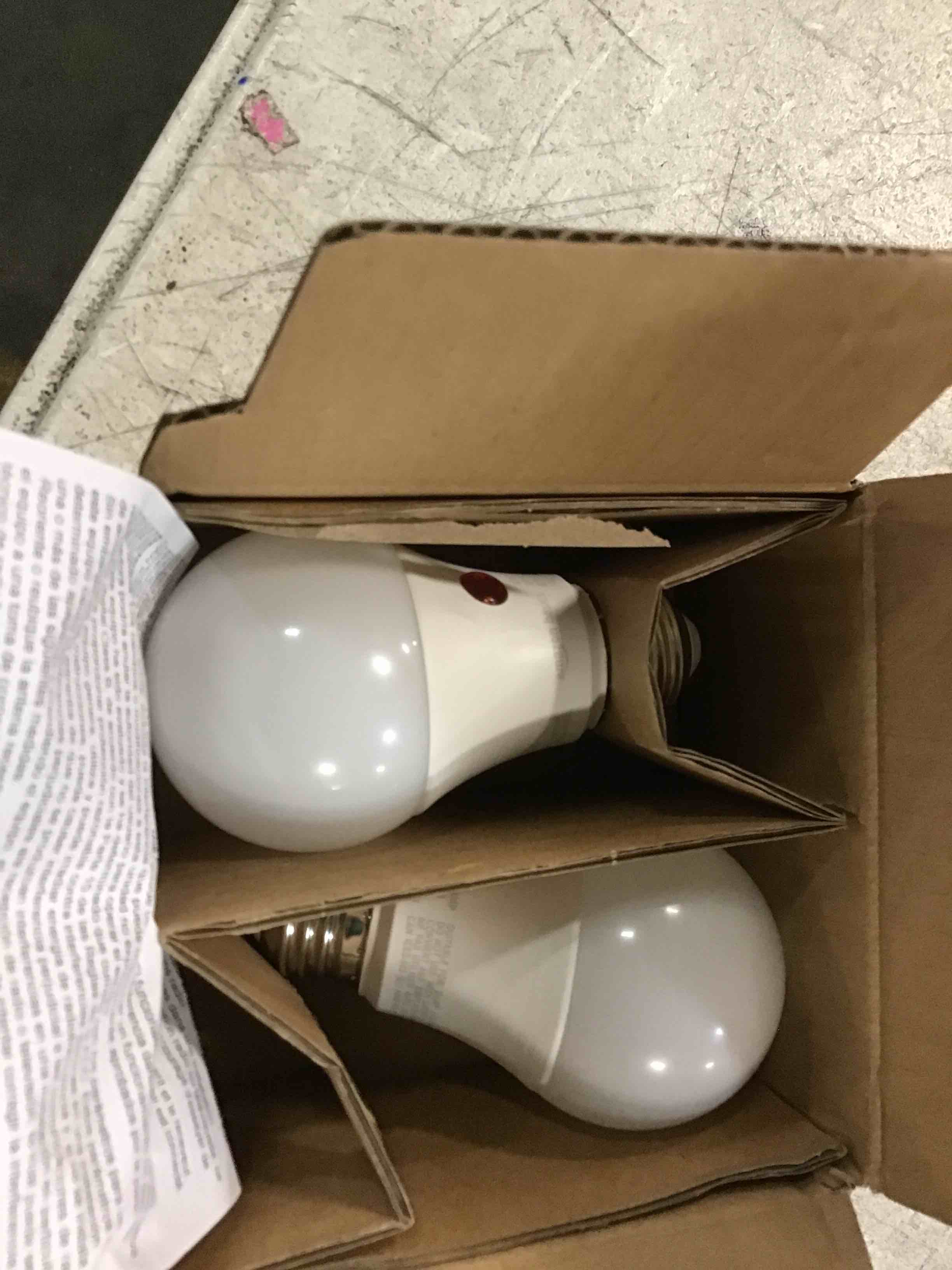 https://s3.amazonaws.com/lotting-images-prod/bidfta/PNK0251306_1727495624379.jpeg