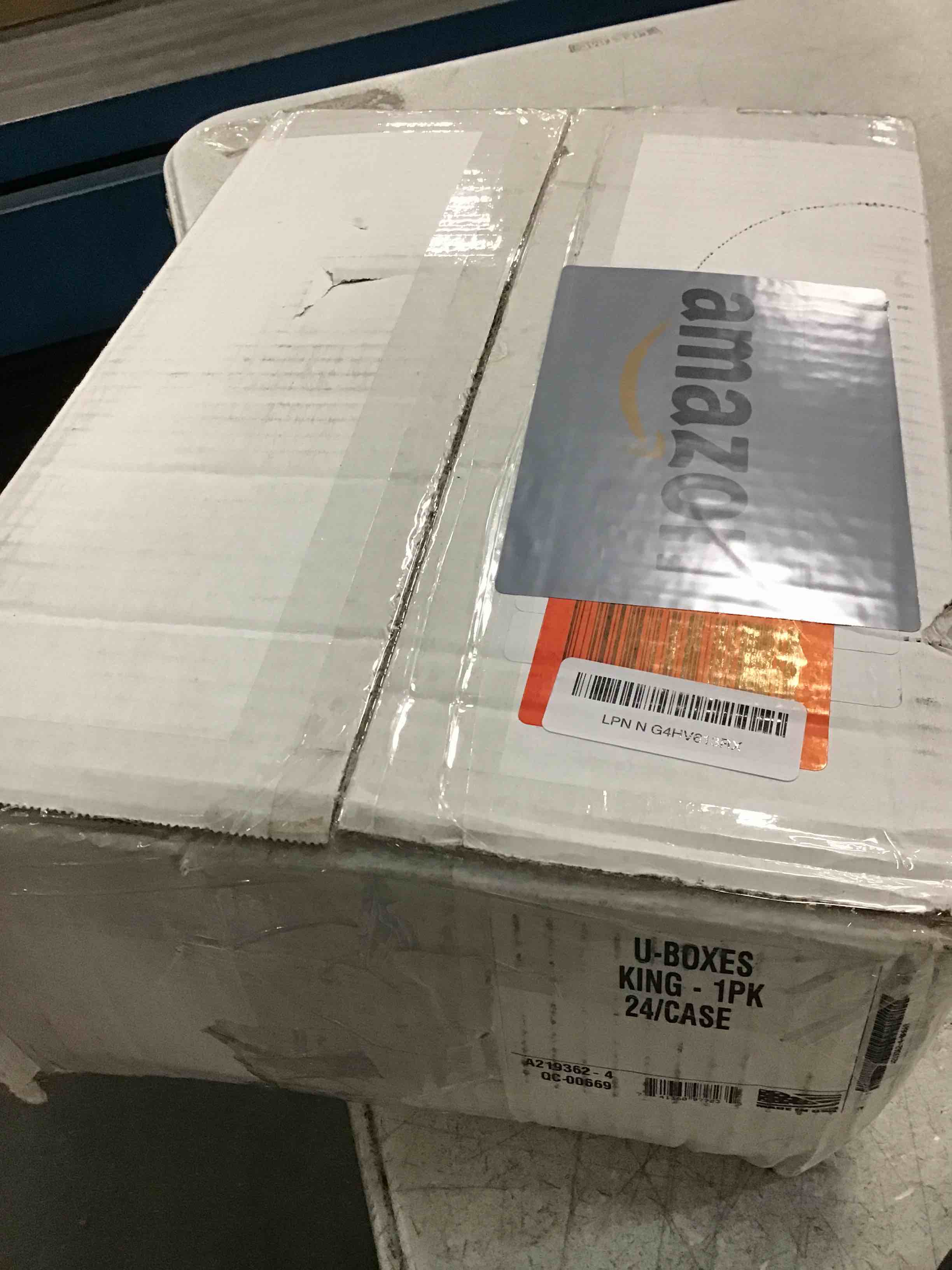 https://s3.amazonaws.com/lotting-images-prod/bidfta/PNK0251408_1727488096080.jpeg