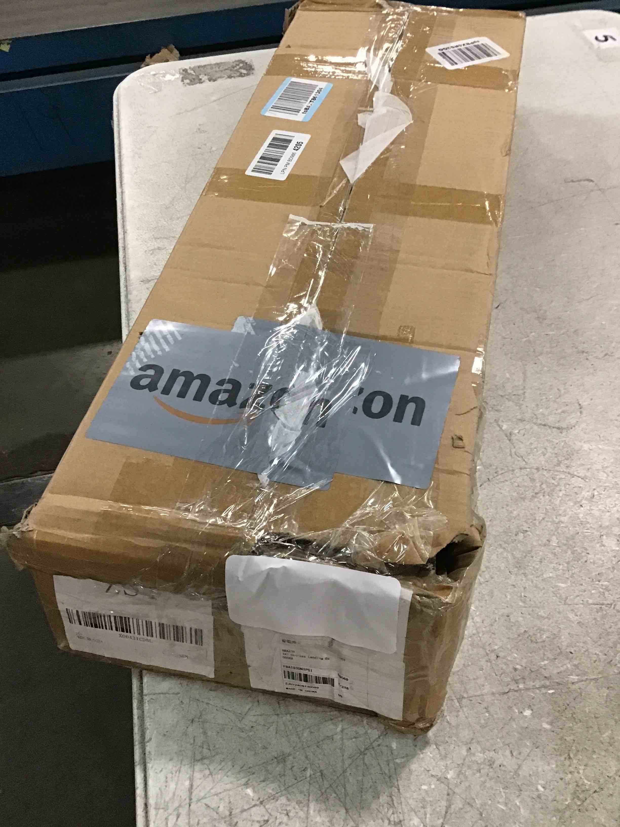 https://s3.amazonaws.com/lotting-images-prod/bidfta/PNK0251453_1727476371639.jpeg
