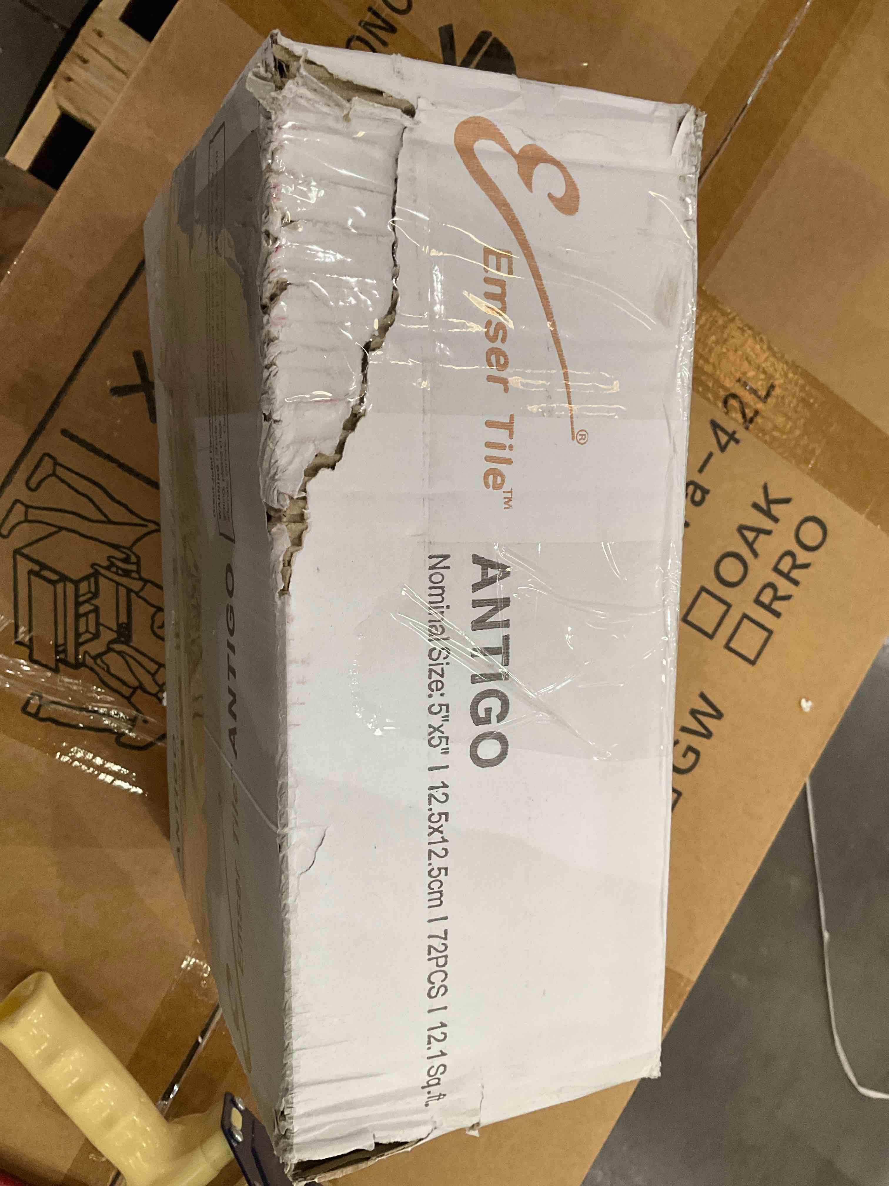 Antigo 5 In. X 5 In. Glossy Ceramic Wall Tile (12.1 Sq. Ft.) total of 72