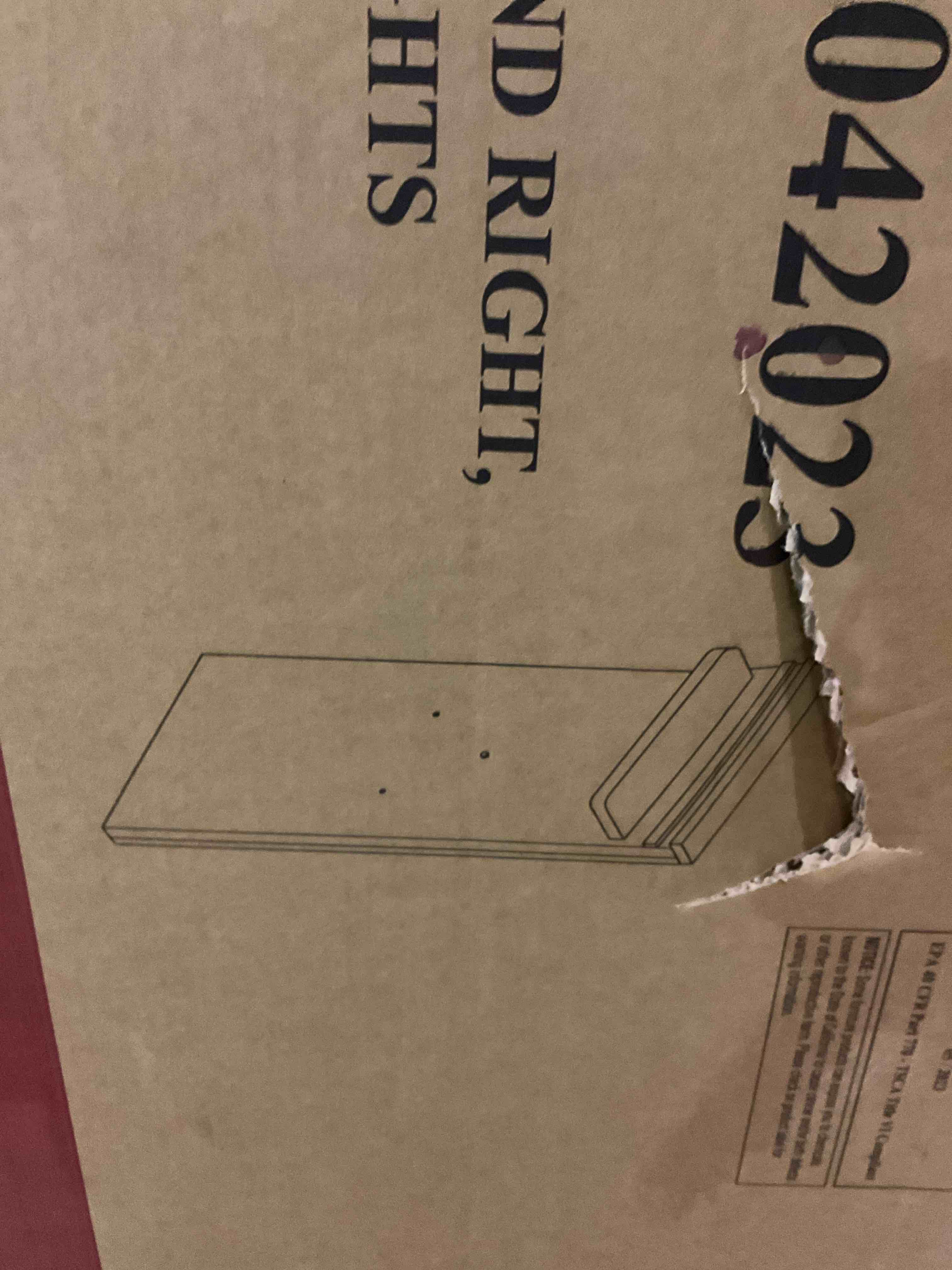 https://s3.amazonaws.com/lotting-images-prod/bidfta/PNK0260225_1733401555399.jpeg