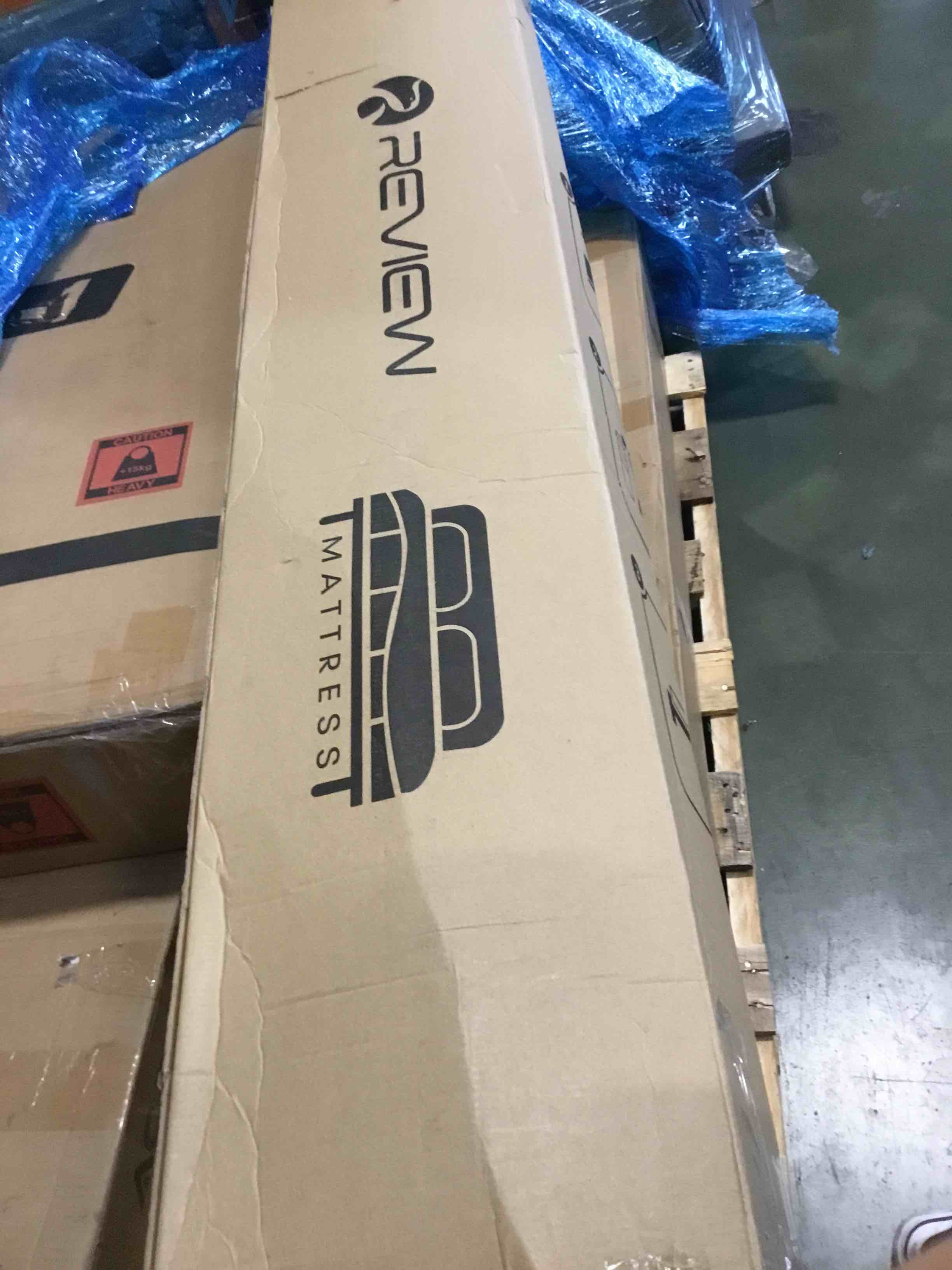 https://s3.amazonaws.com/lotting-images-prod/bidfta/PNK0262920_1727126088212.jpeg