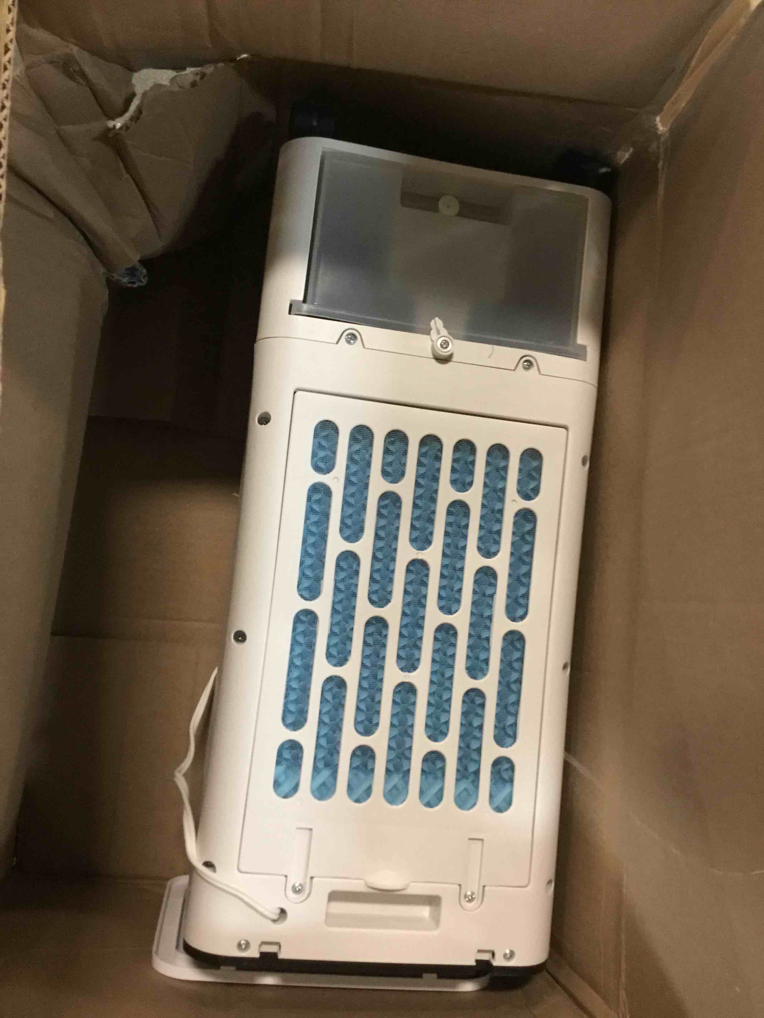 https://s3.amazonaws.com/lotting-images-prod/bidfta/PNK0263880_1726282494545.jpeg