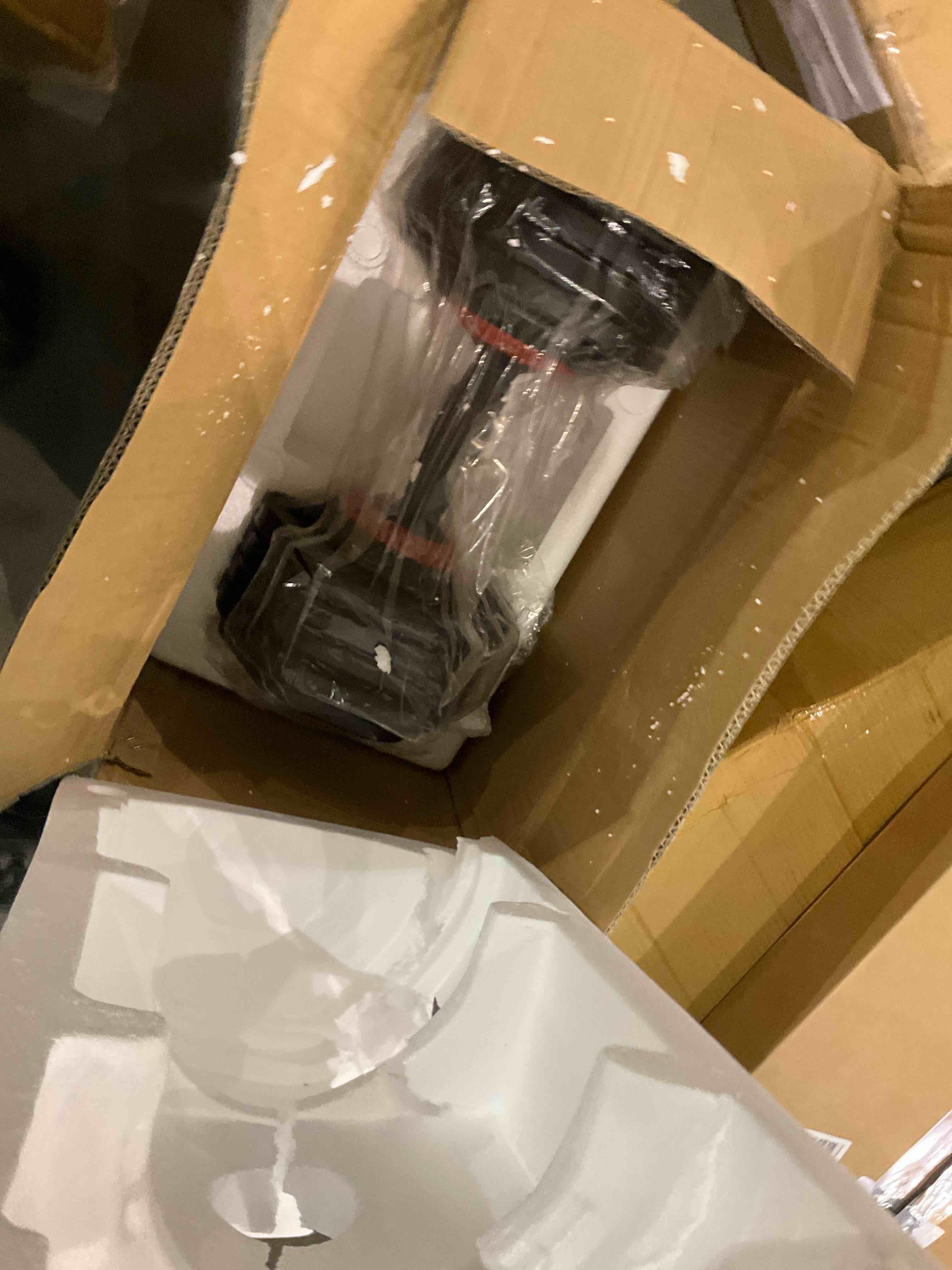 https://s3.amazonaws.com/lotting-images-prod/bidfta/PNK0264120_1736166848842.jpeg