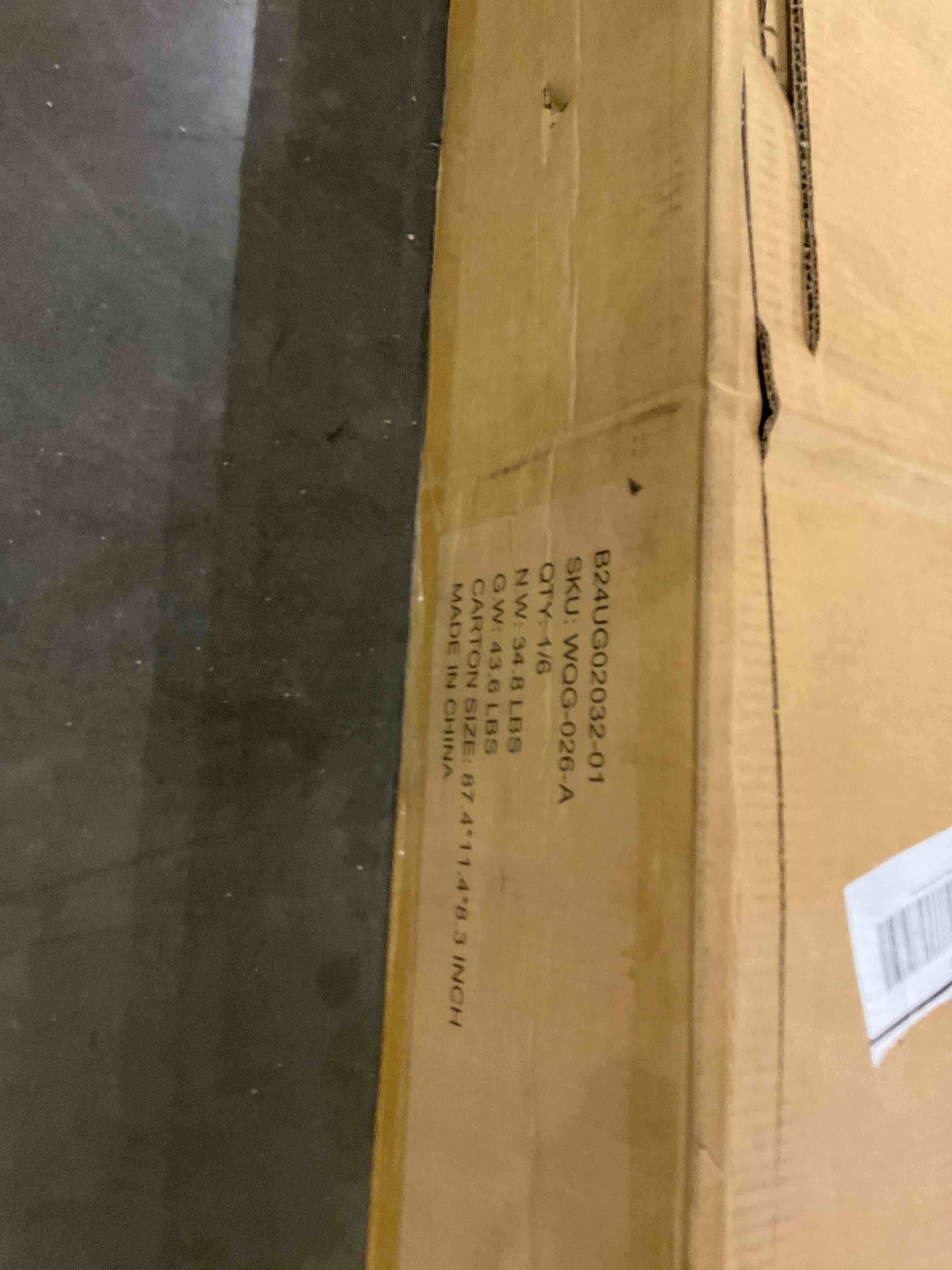 https://s3.amazonaws.com/lotting-images-prod/bidfta/PNK0265079_1734367603631.jpeg
