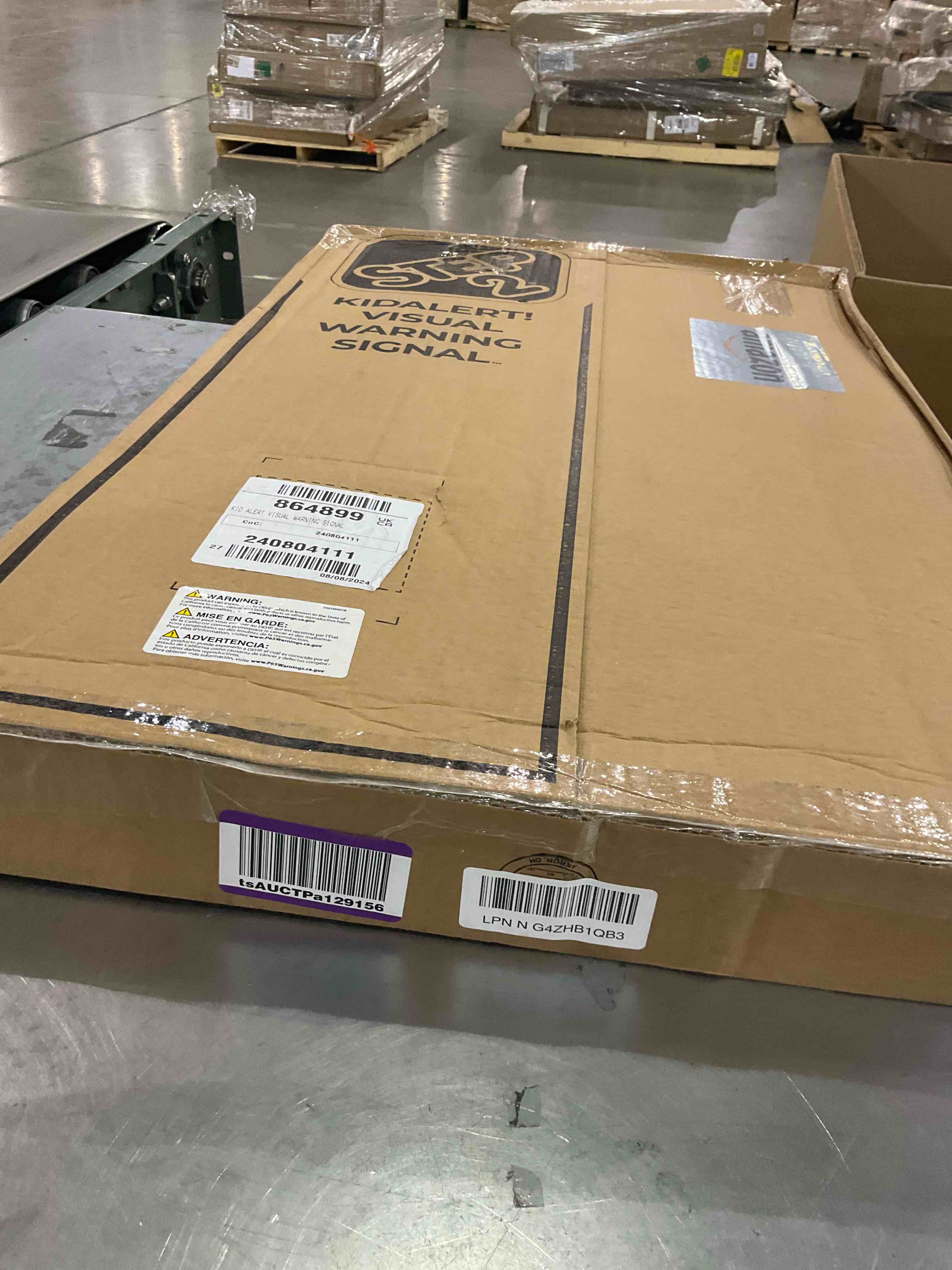https://s3.amazonaws.com/lotting-images-prod/bidfta/PNK0266330_1732539780925.jpeg