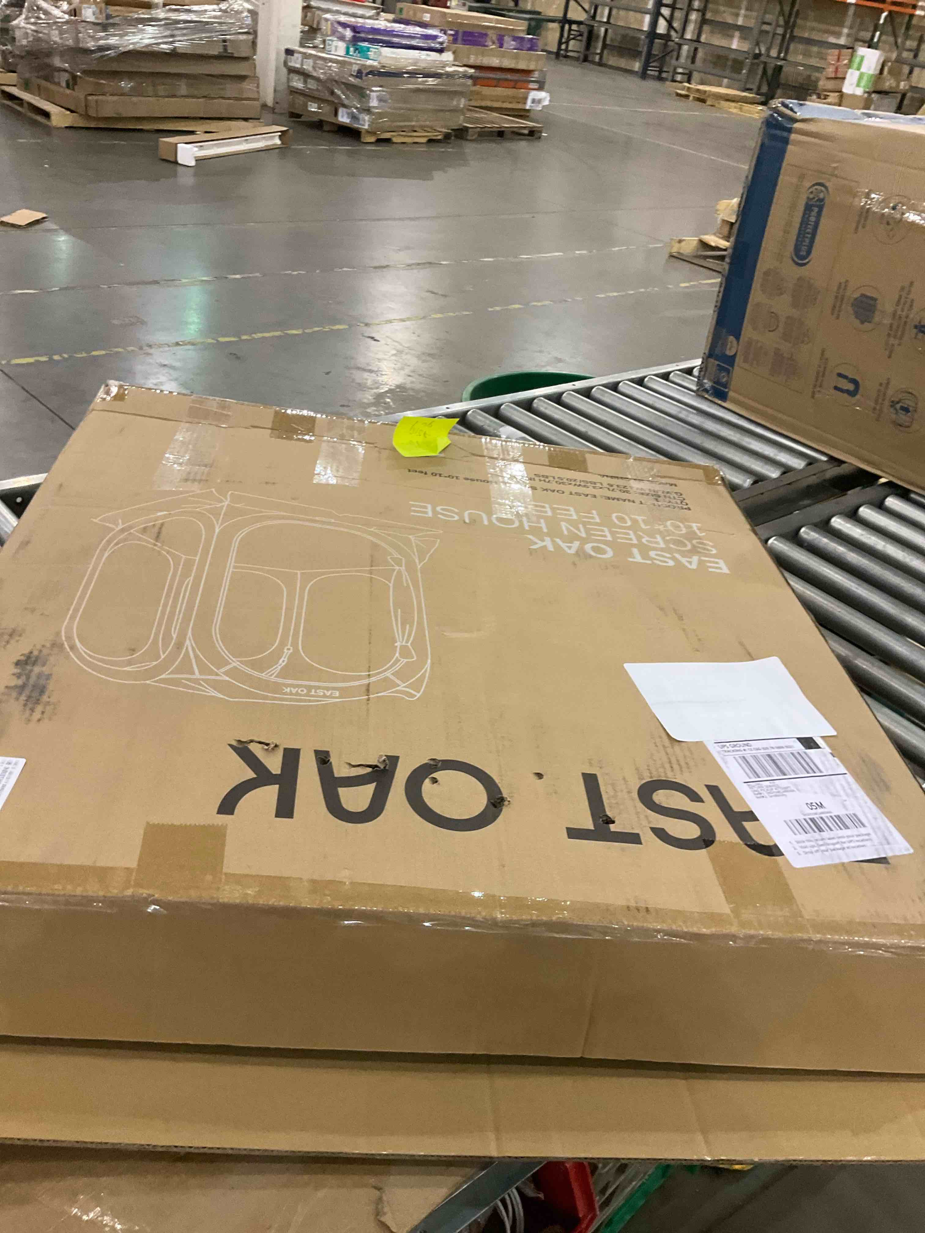 https://s3.amazonaws.com/lotting-images-prod/bidfta/PNK0267022_1732028059628.jpeg