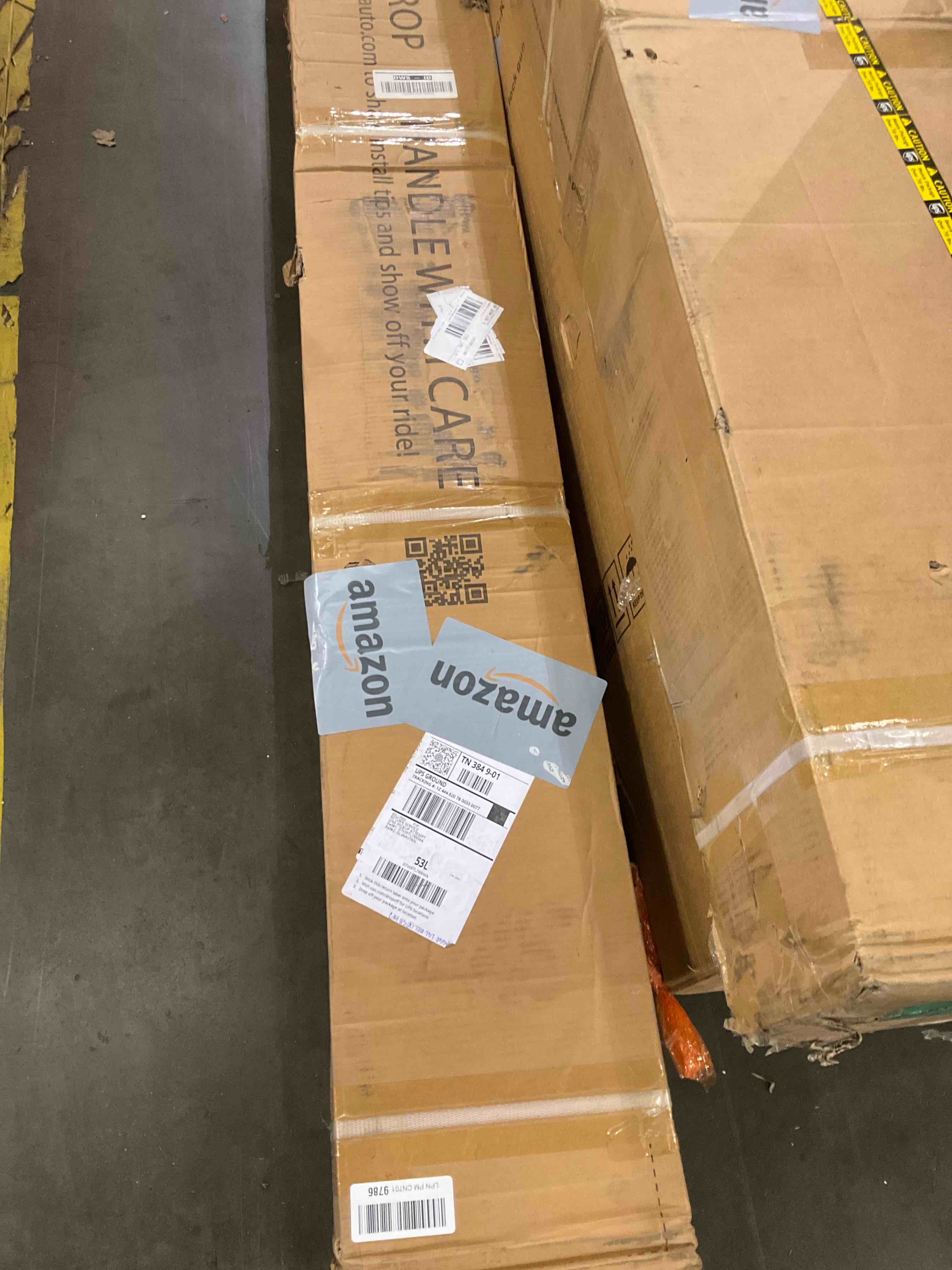 https://s3.amazonaws.com/lotting-images-prod/bidfta/PNK0267253_1731080537612.jpeg