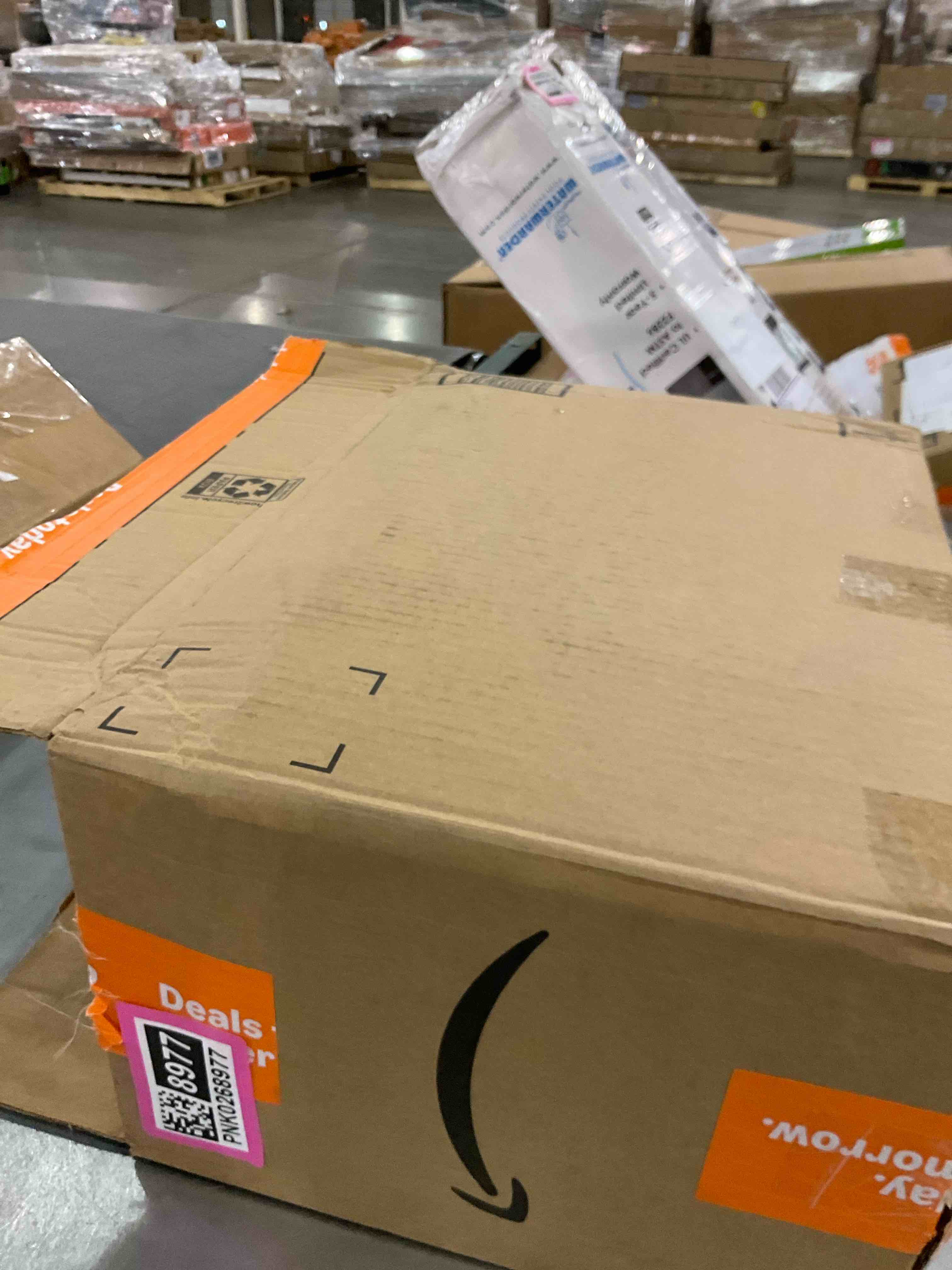 https://s3.amazonaws.com/lotting-images-prod/bidfta/PNK0268977_1734443679862.jpeg