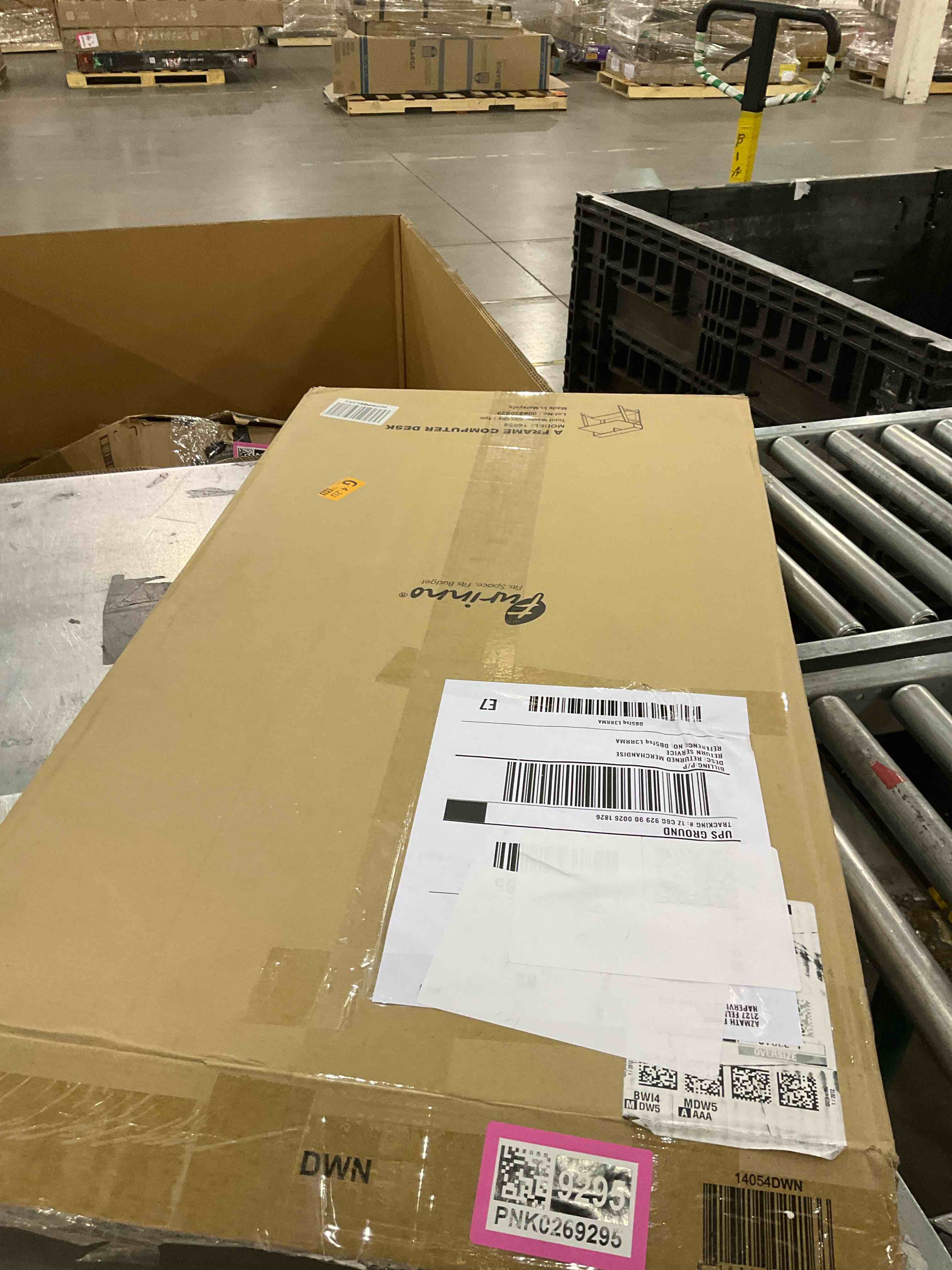 https://s3.amazonaws.com/lotting-images-prod/bidfta/PNK0269295_1734104442715.jpeg
