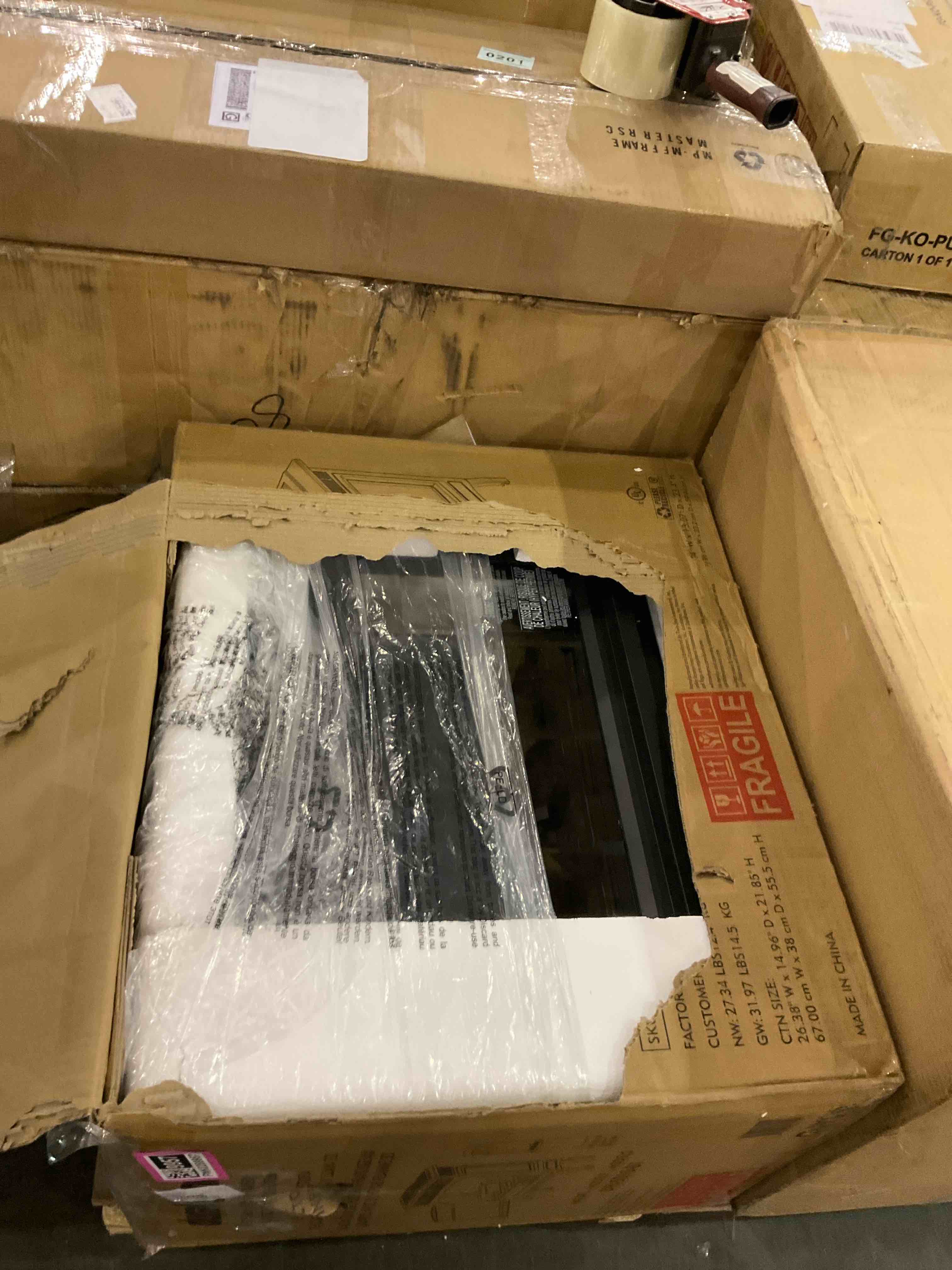https://s3.amazonaws.com/lotting-images-prod/bidfta/PNK0269957_1733836448203.jpeg