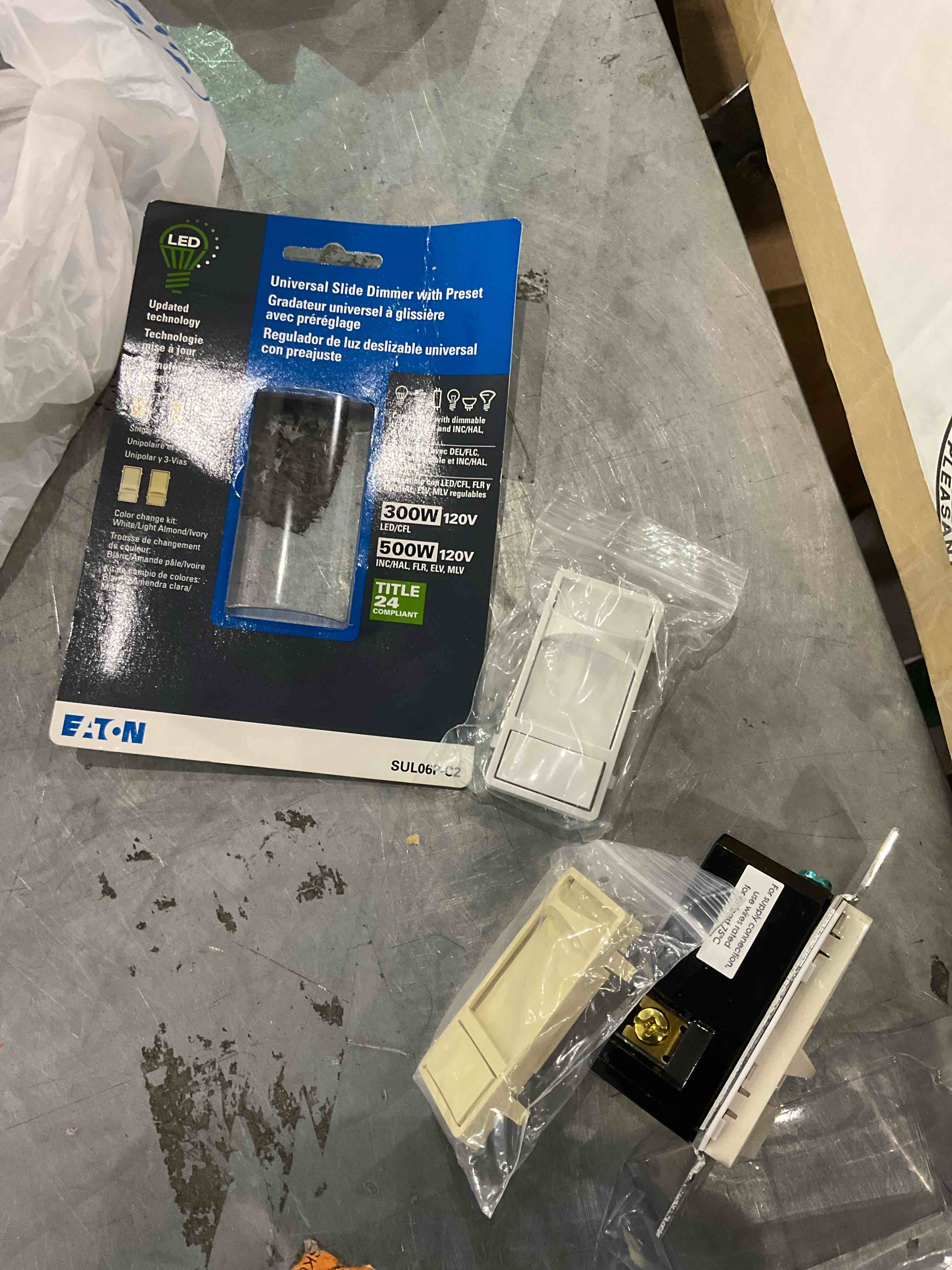 universal slide dimmer with preset