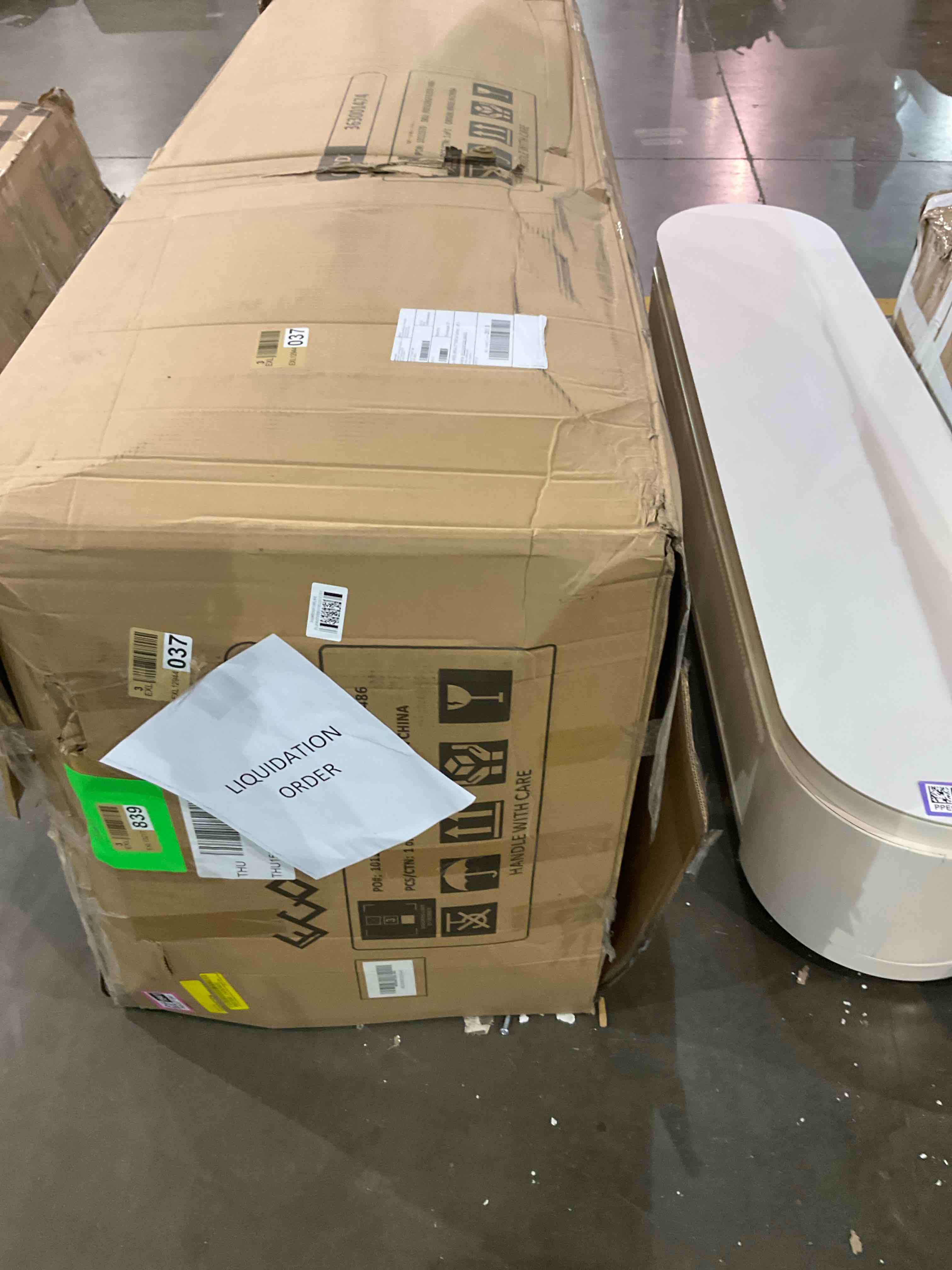 7.7 loveseat with arm storage