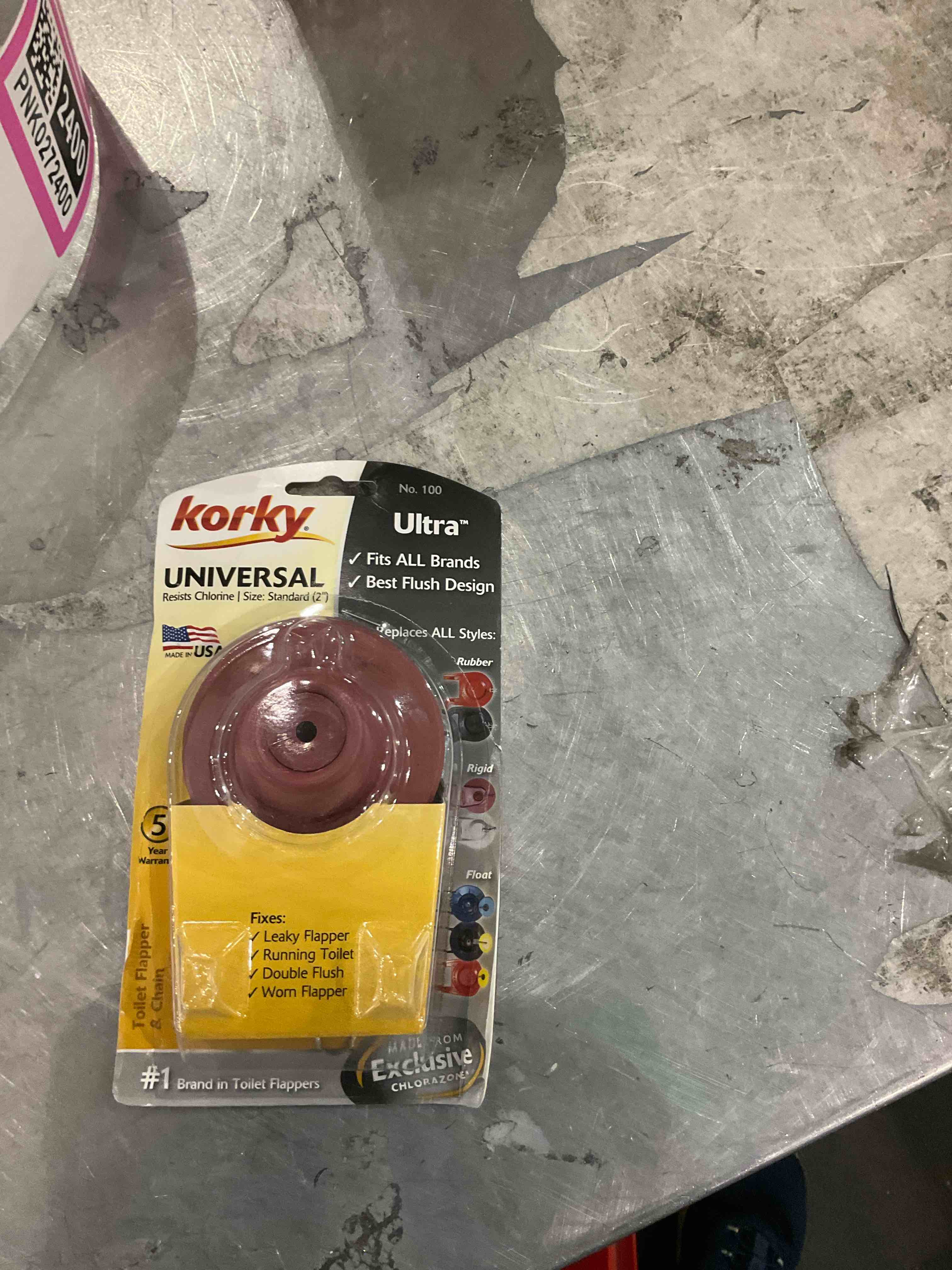 Toilet flapper and chain