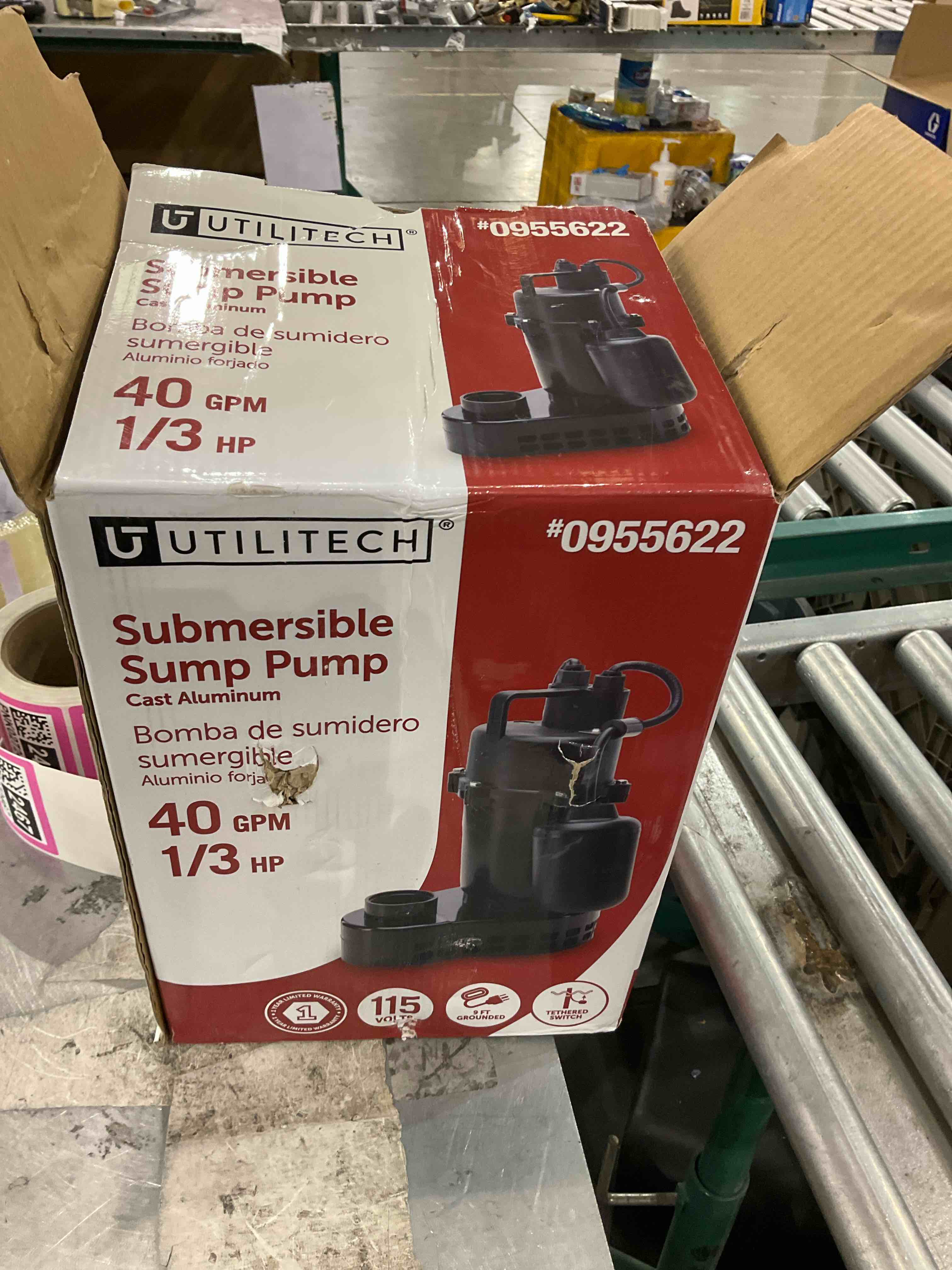 Submersible sump pump