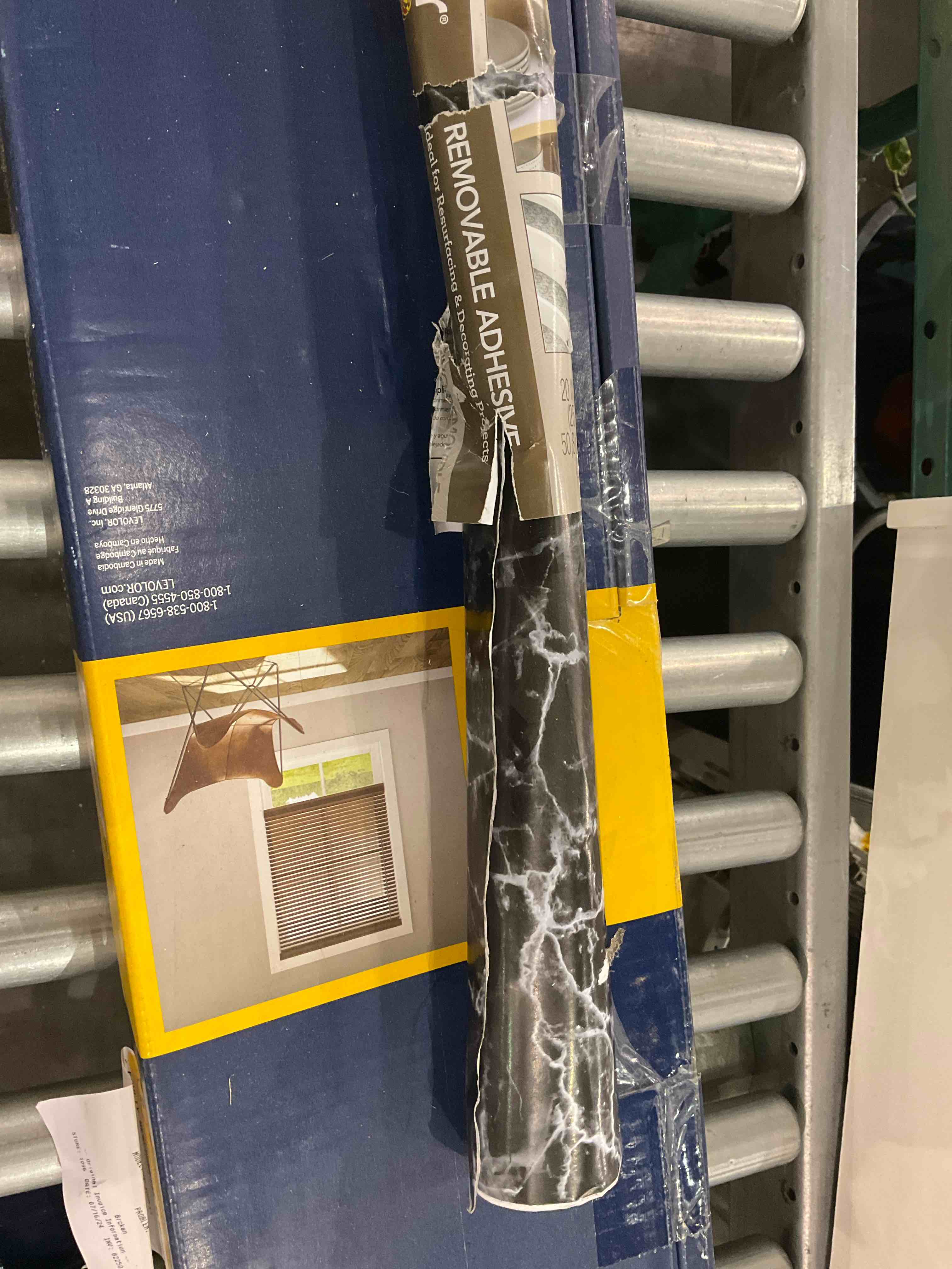 Easy liner removable adhesive