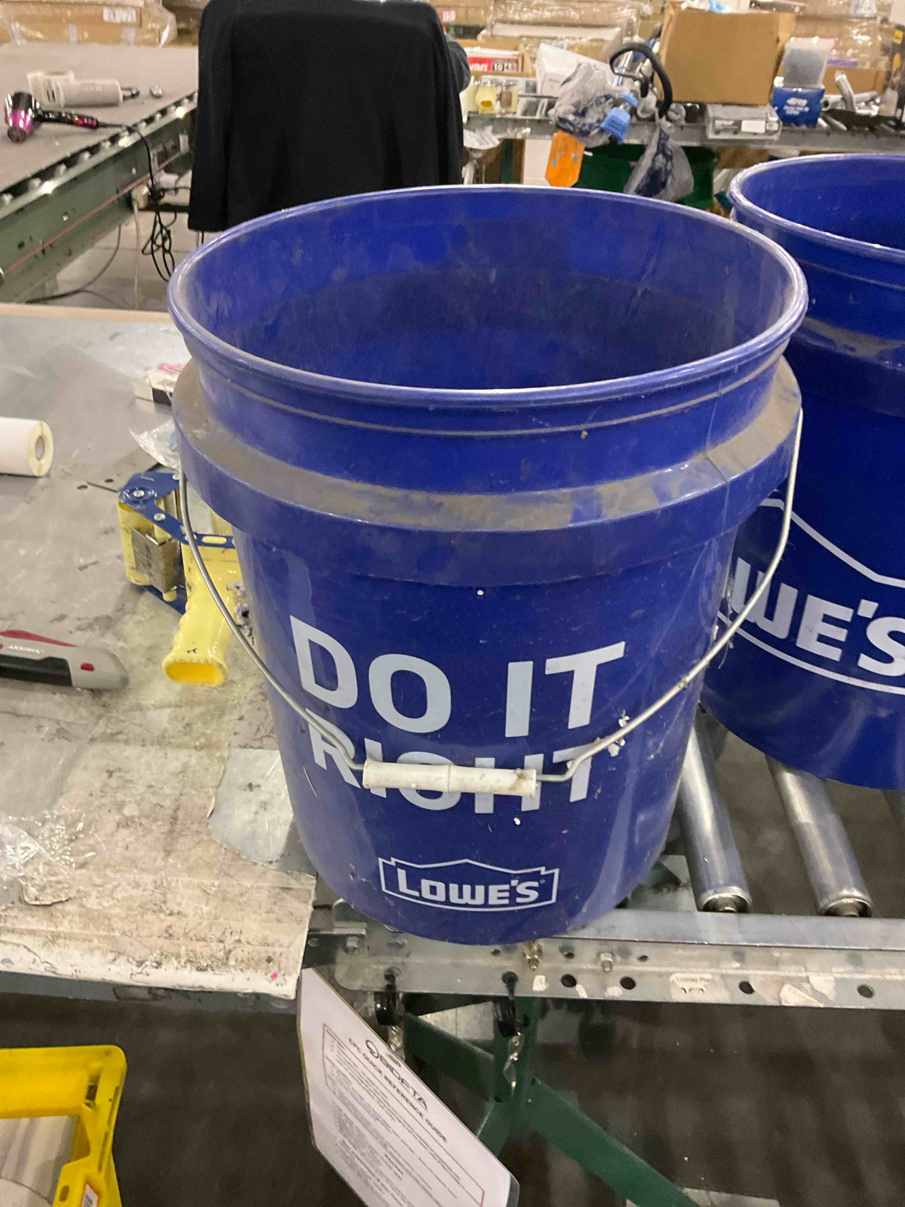 Lowe's 5-Gallon Plastic General Bucket Item #954434 | Model #PN0140 Shop the Collection