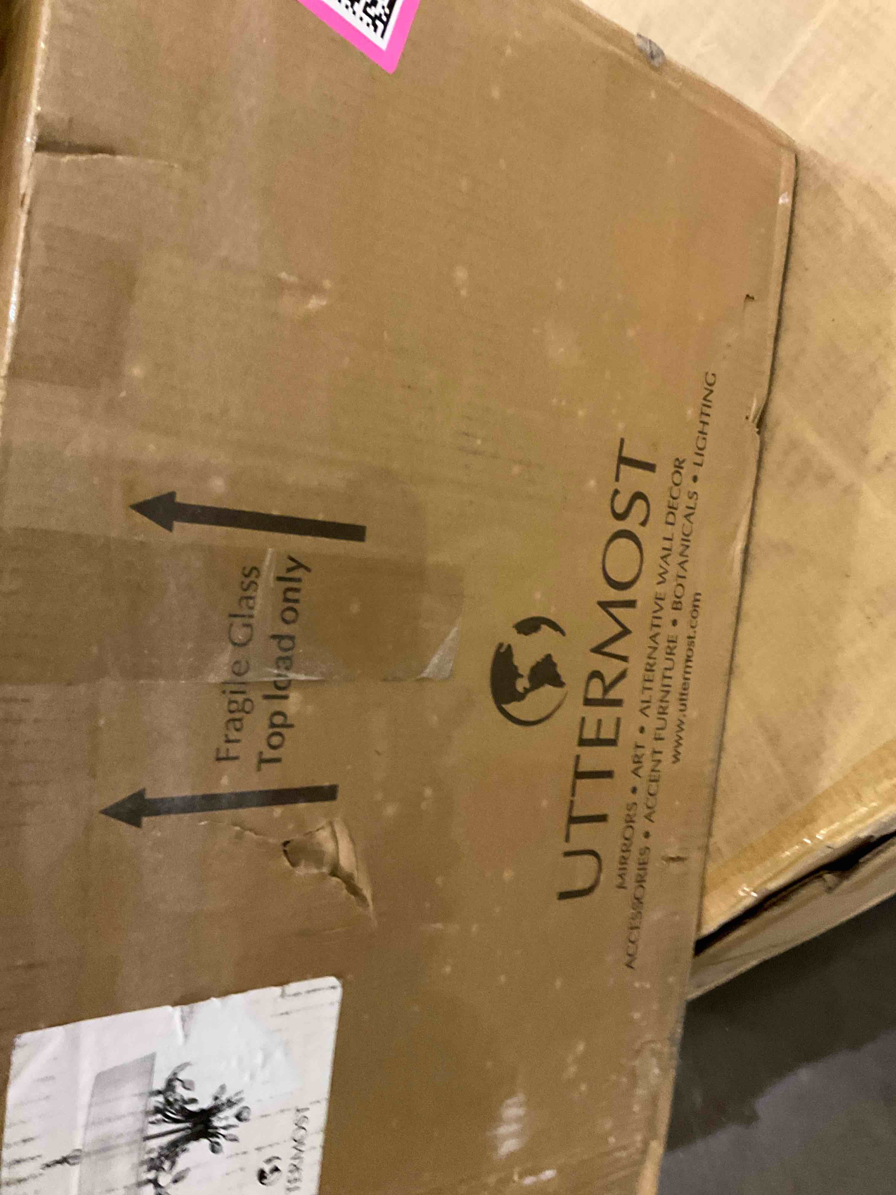 https://s3.amazonaws.com/lotting-images-prod/bidfta/PNK0273111_1733501637233.jpeg