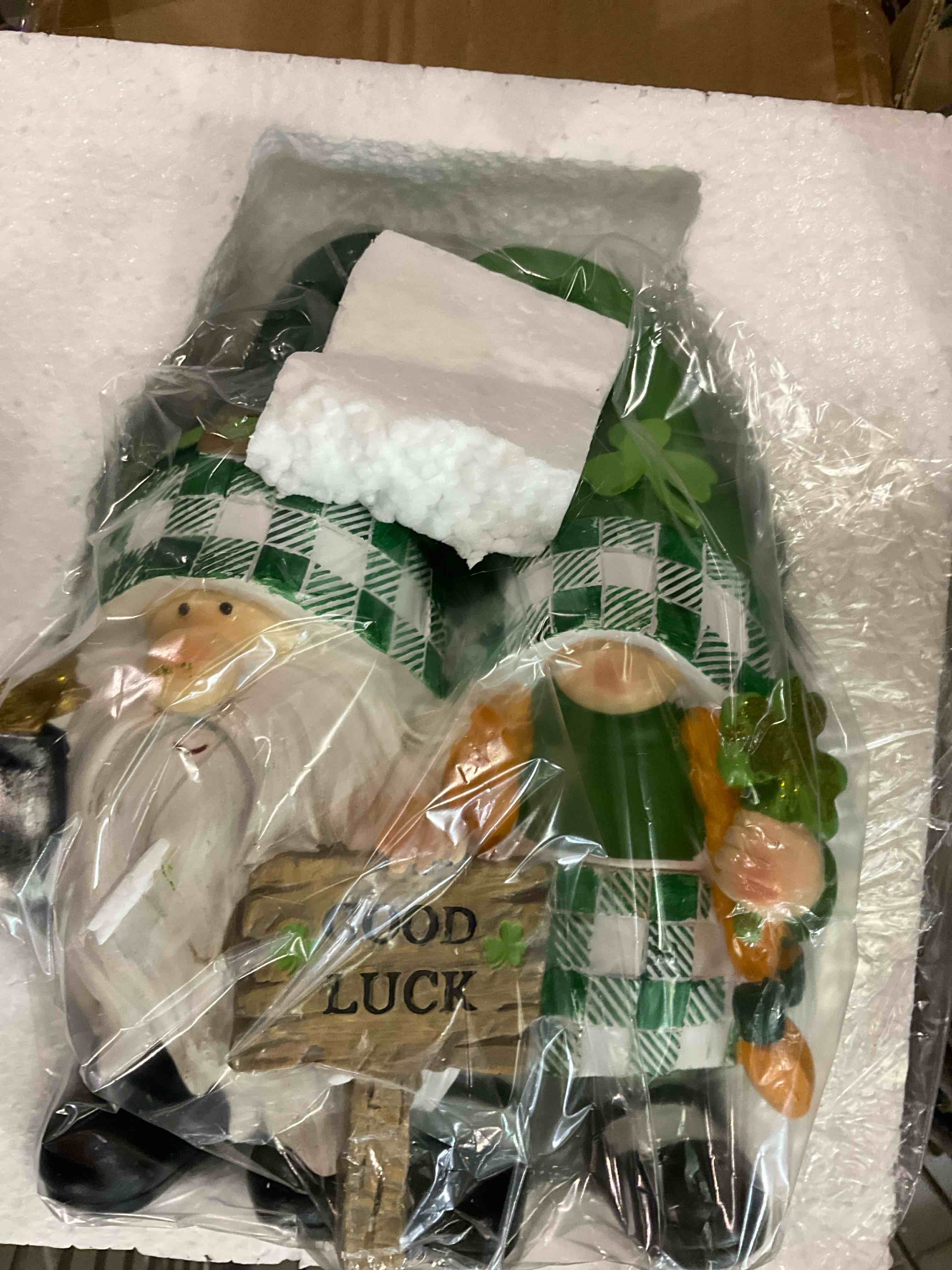 https://s3.amazonaws.com/lotting-images-prod/bidfta/PNK0275123_1734100418182.jpeg