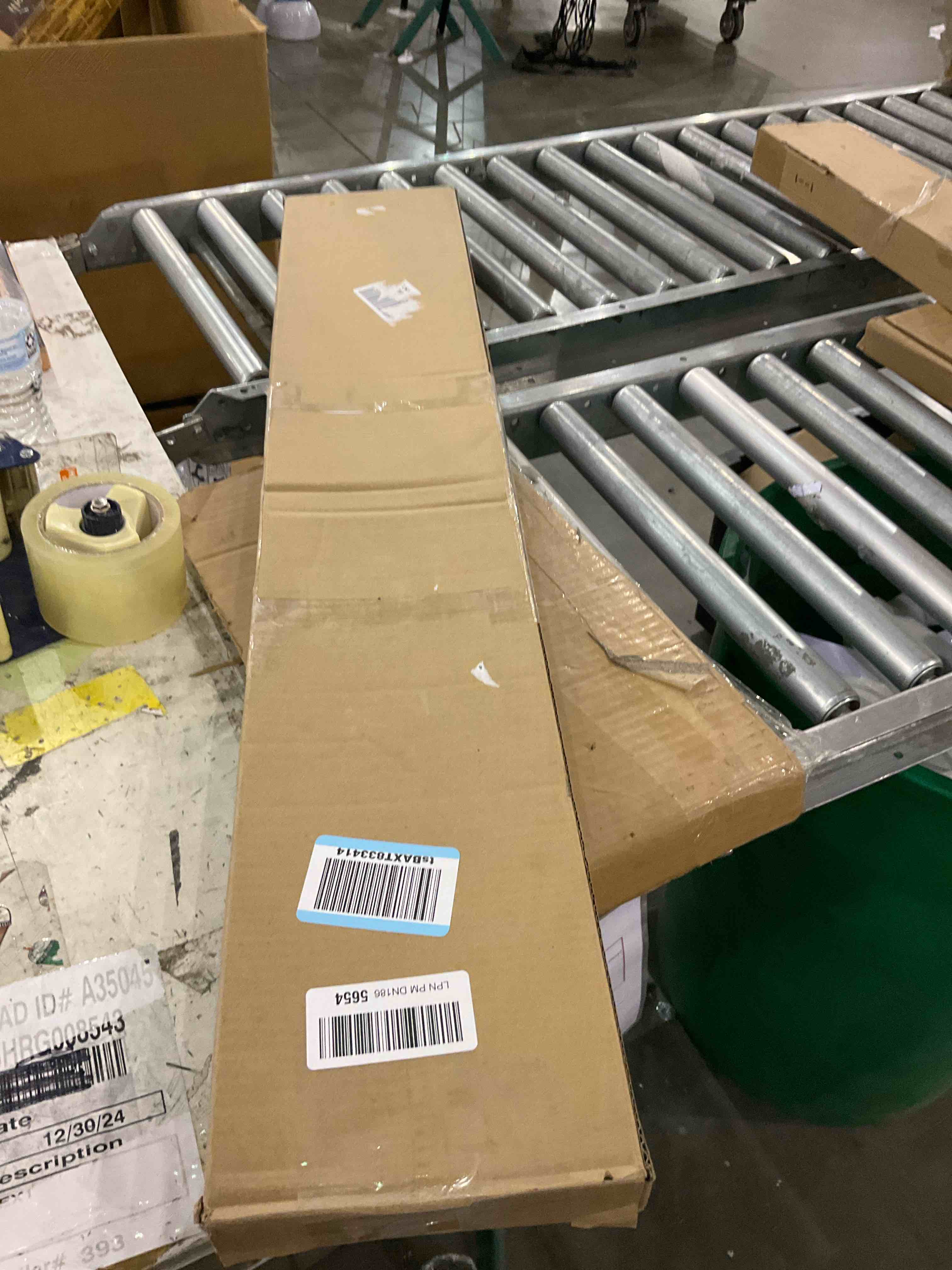 https://s3.amazonaws.com/lotting-images-prod/bidfta/PNK0278365_1738339244469.jpeg