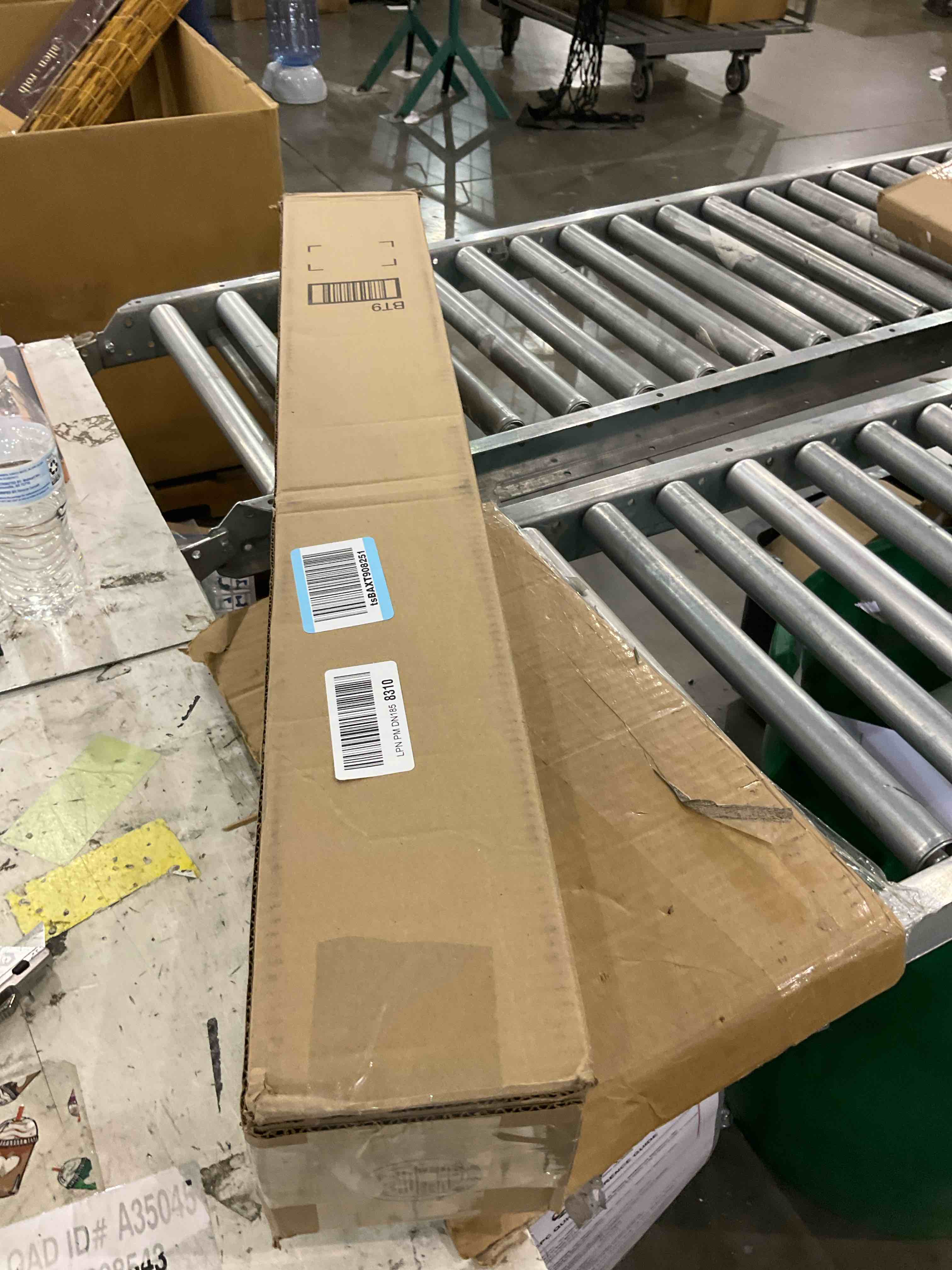 https://s3.amazonaws.com/lotting-images-prod/bidfta/PNK0278367_1738338902535.jpeg