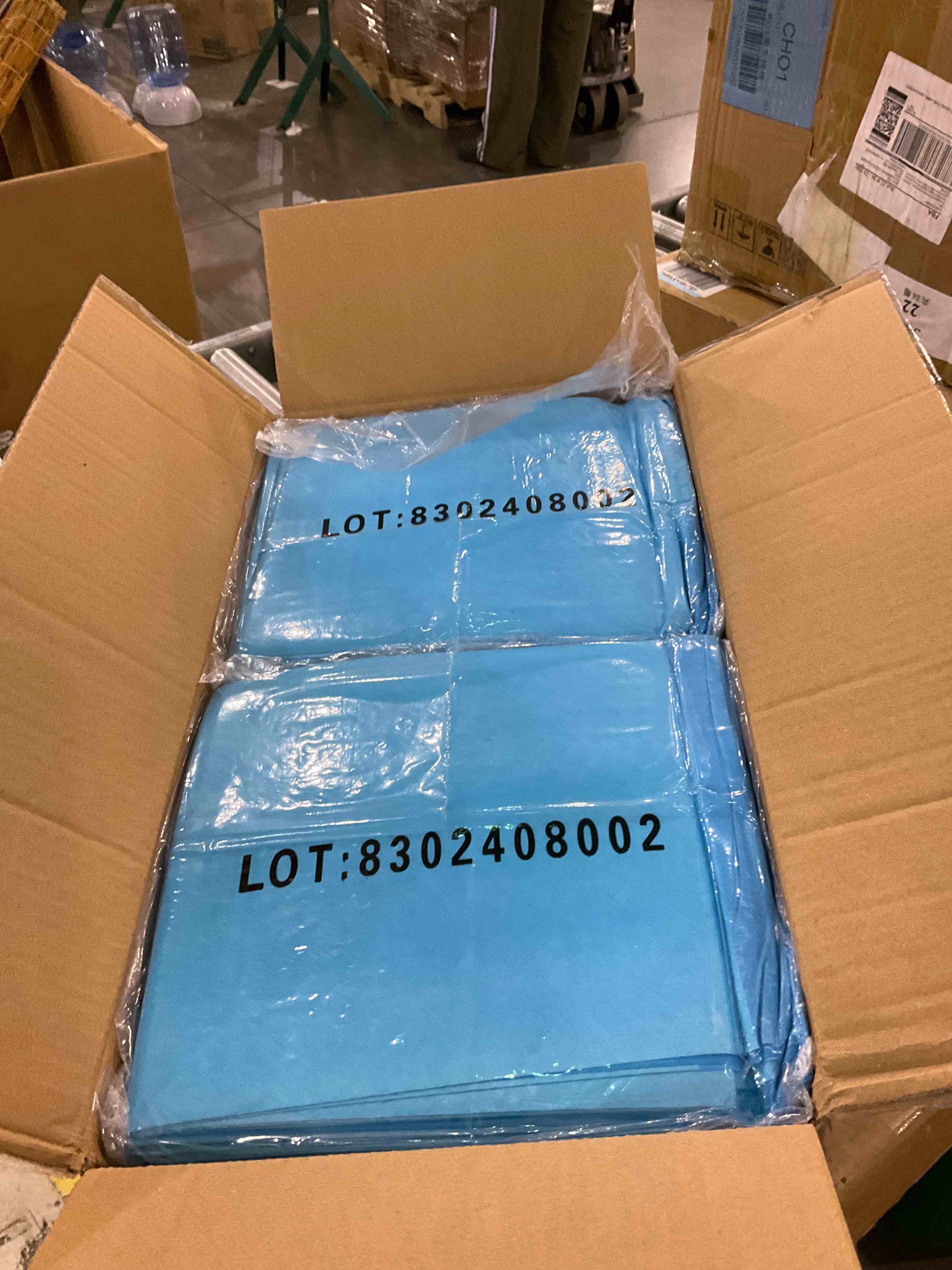 https://s3.amazonaws.com/lotting-images-prod/bidfta/PNK0278397_1738334363145.jpeg