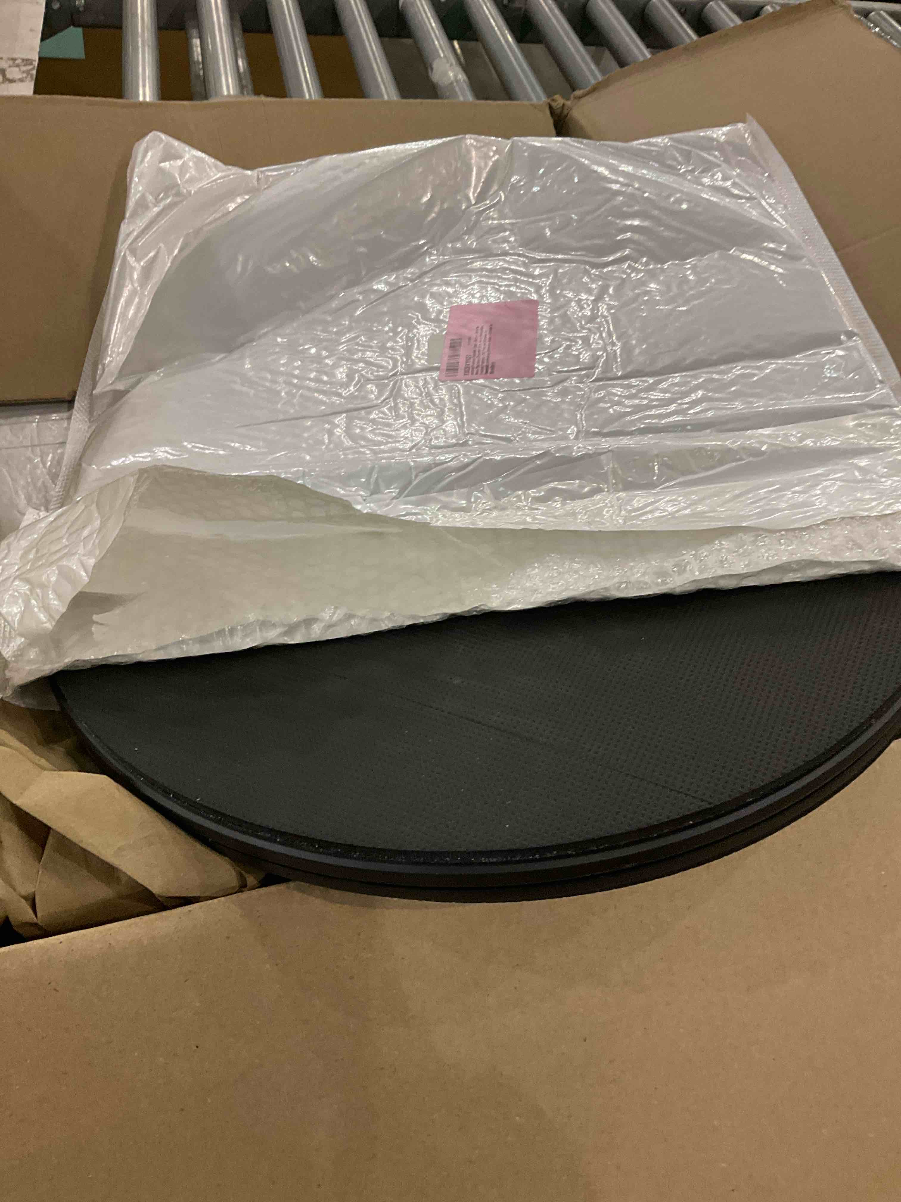 https://s3.amazonaws.com/lotting-images-prod/bidfta/PNK0278404_1738333535567.jpeg