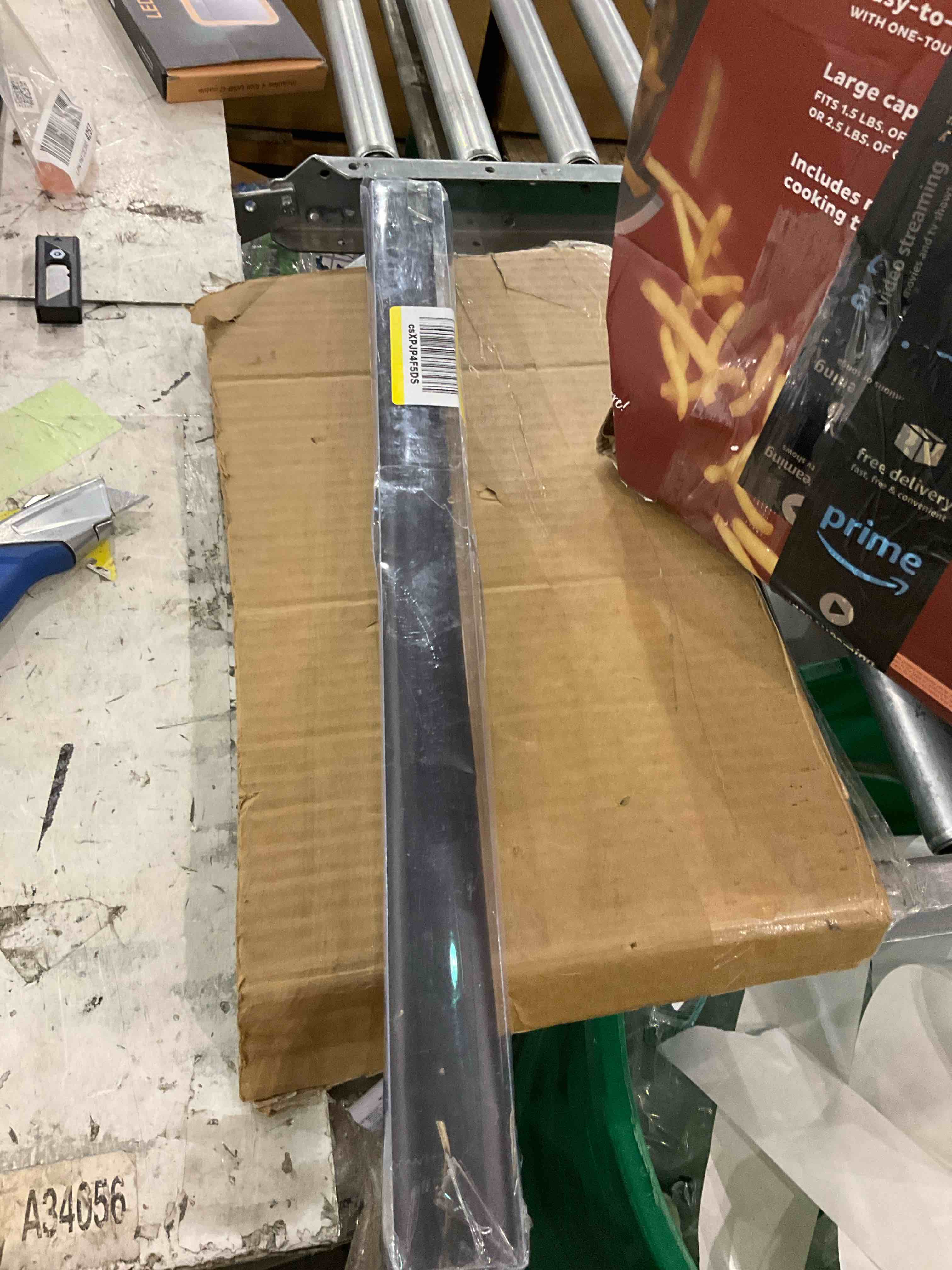 https://s3.amazonaws.com/lotting-images-prod/bidfta/PNK0278488_1738265135297.jpeg