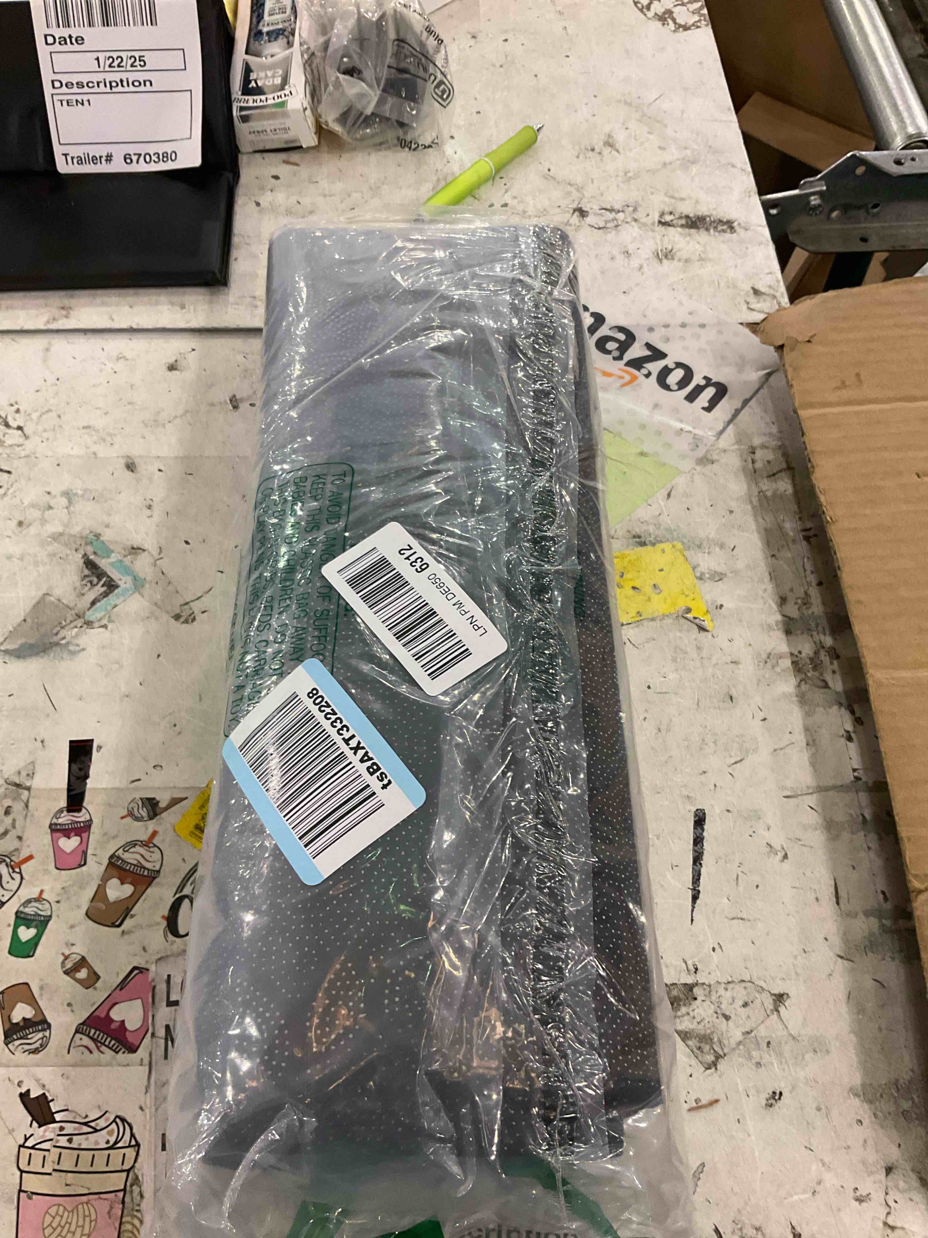 https://s3.amazonaws.com/lotting-images-prod/bidfta/PNK0278862_1738169892101.jpeg