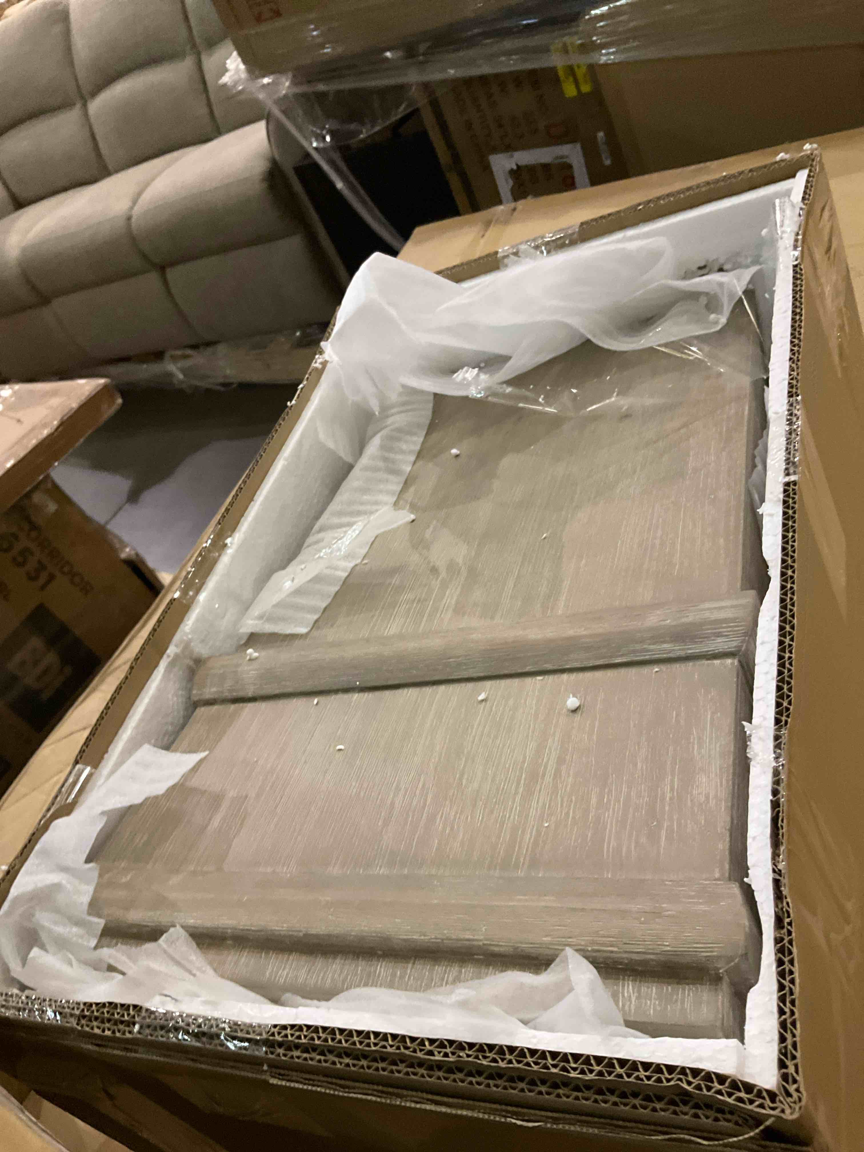 Hudson 44" Square Extention Dining Table- Center Leg