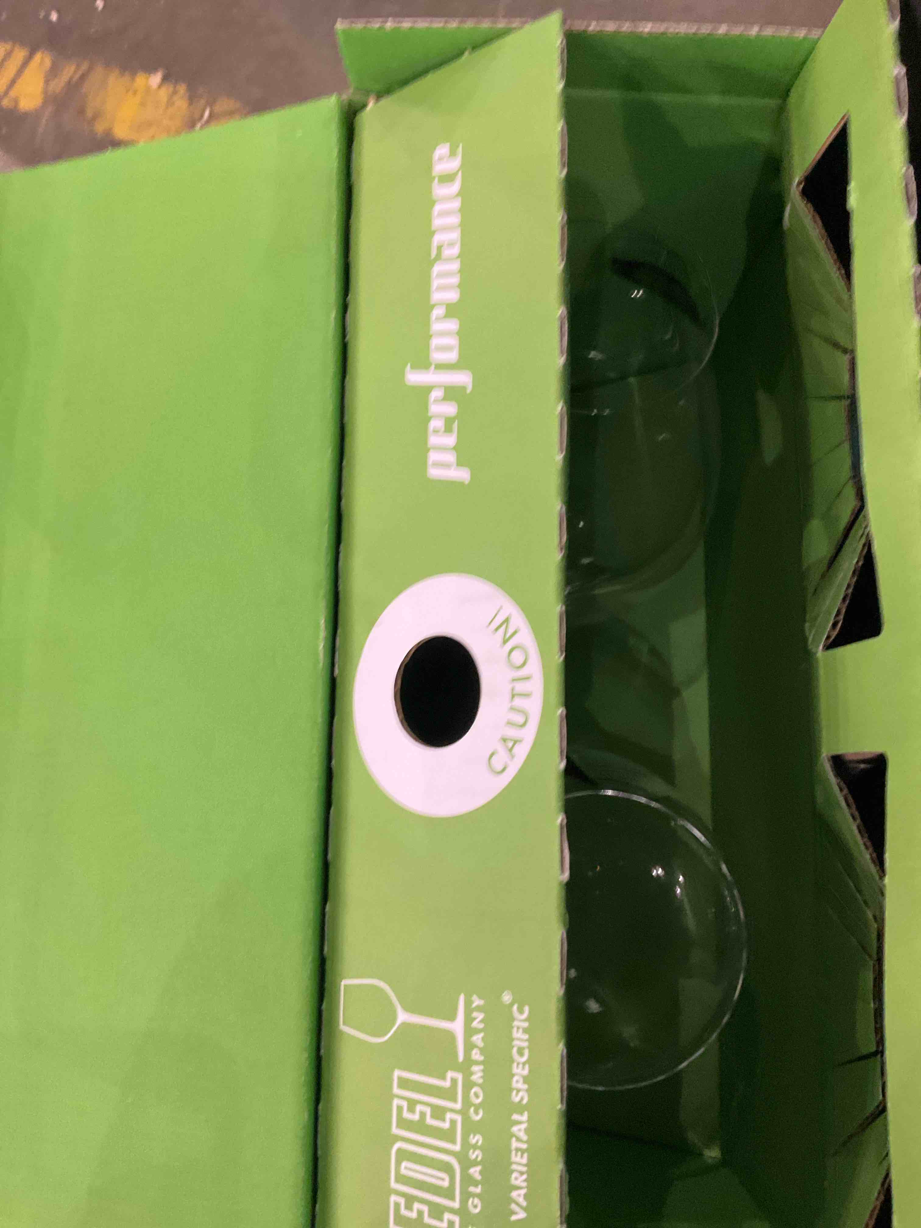 https://s3.amazonaws.com/lotting-images-prod/bidfta/PNK0280328_1731505762309.jpeg