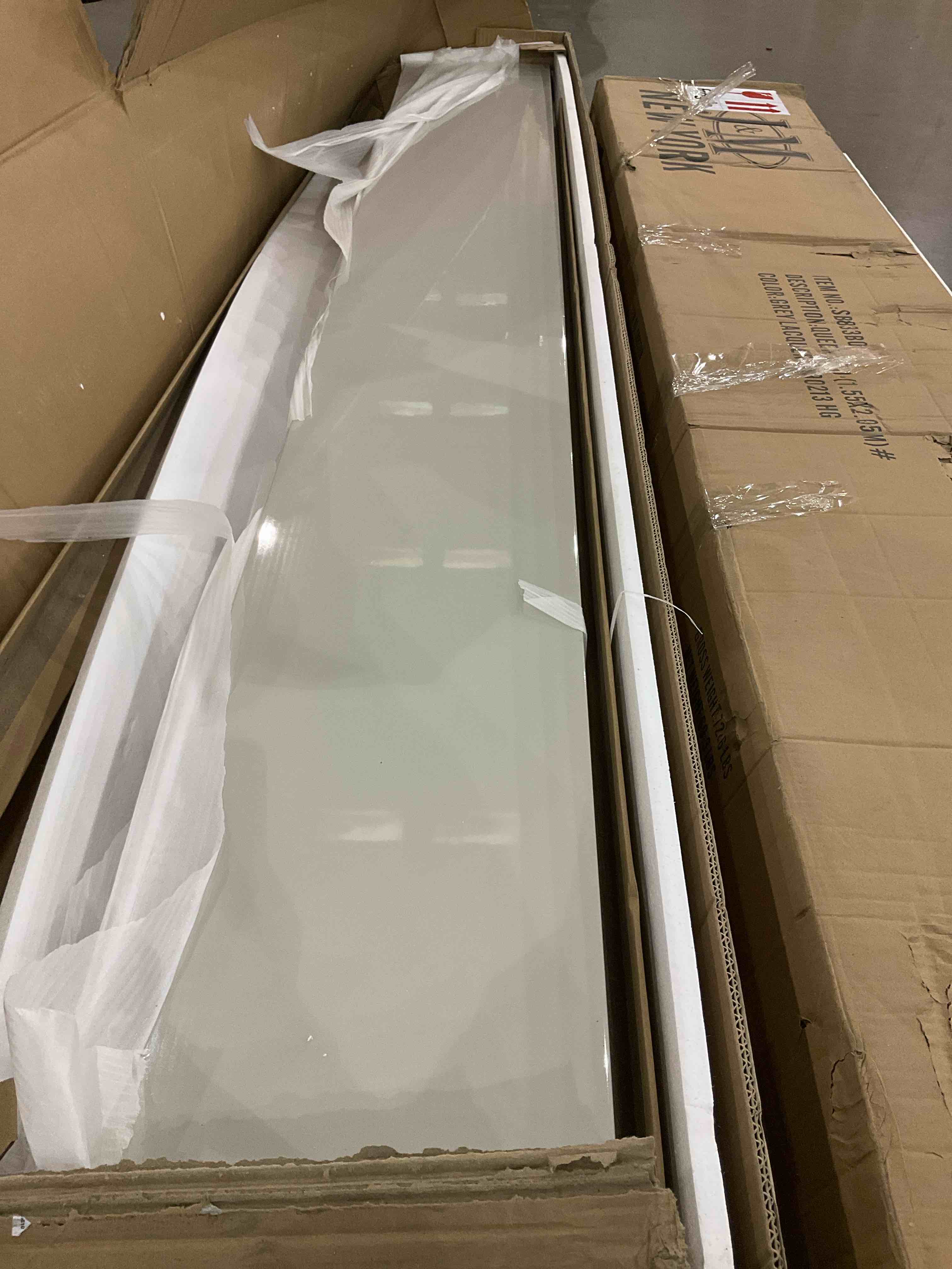 https://s3.amazonaws.com/lotting-images-prod/bidfta/PNK0280458_1730903018126.jpeg