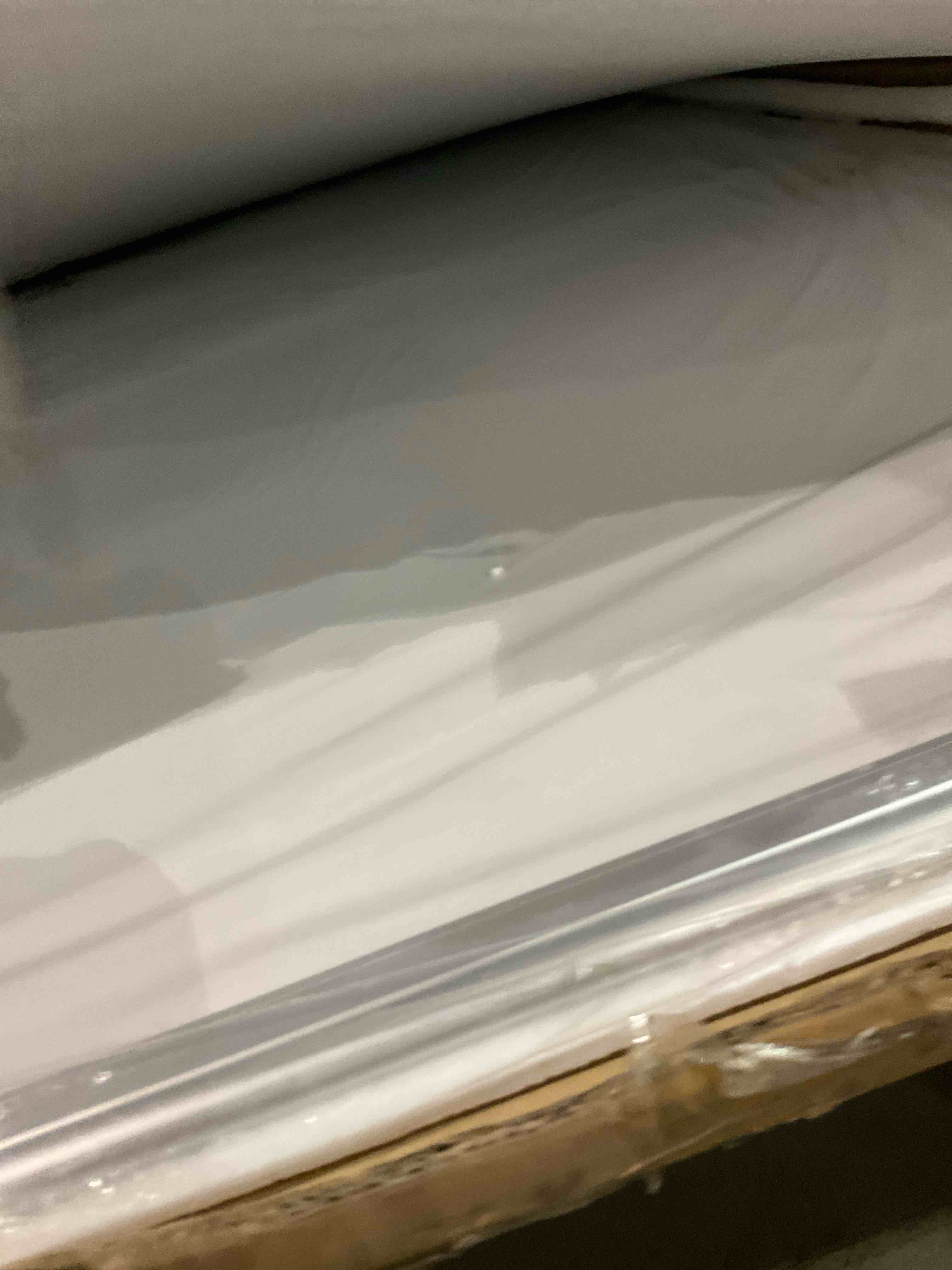 https://s3.amazonaws.com/lotting-images-prod/bidfta/PNK0280751_1730465041059.jpeg