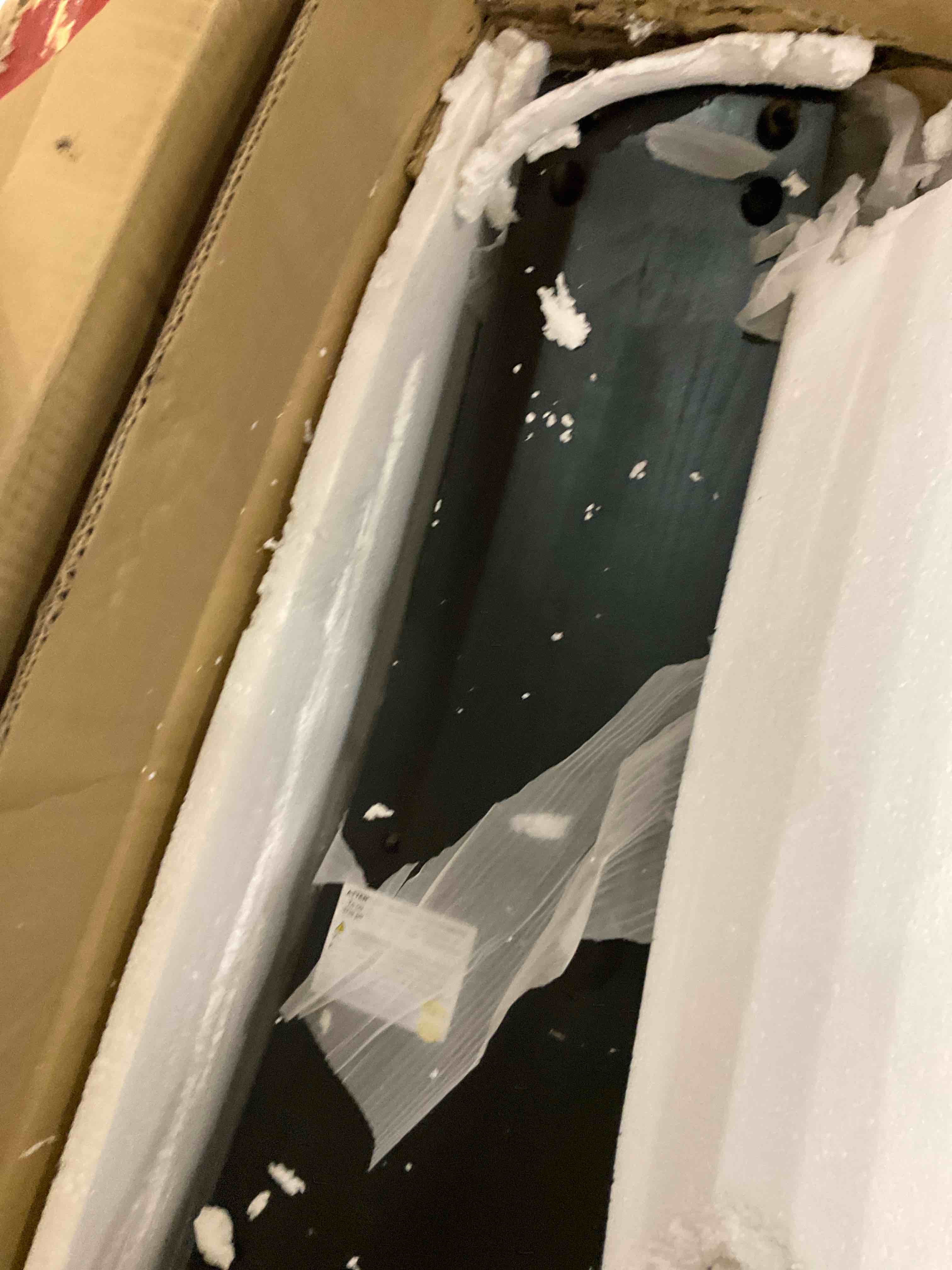 https://s3.amazonaws.com/lotting-images-prod/bidfta/PNK0280942_1730307242390.jpeg