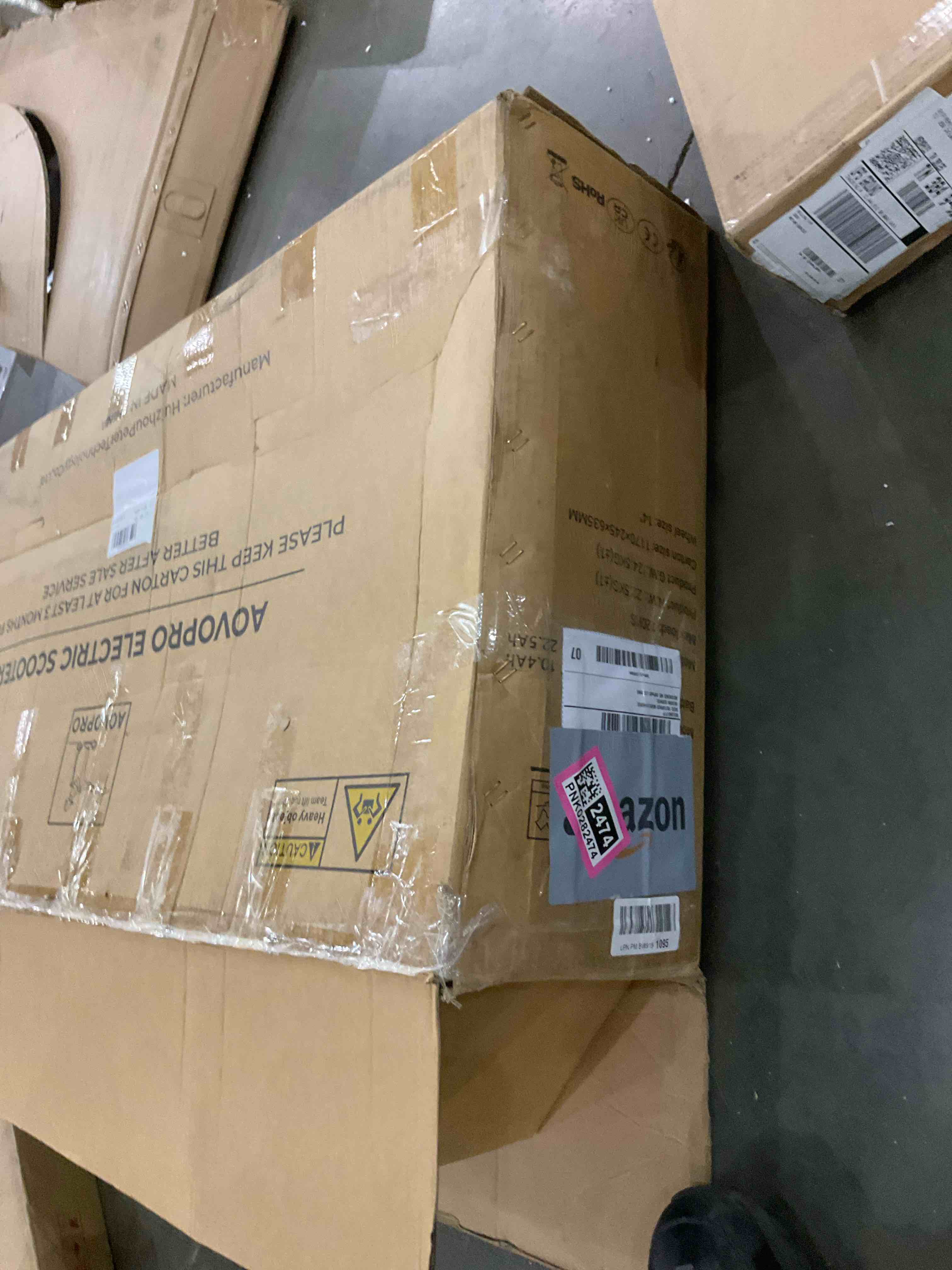 https://s3.amazonaws.com/lotting-images-prod/bidfta/PNK0282474_1738255079627.jpeg