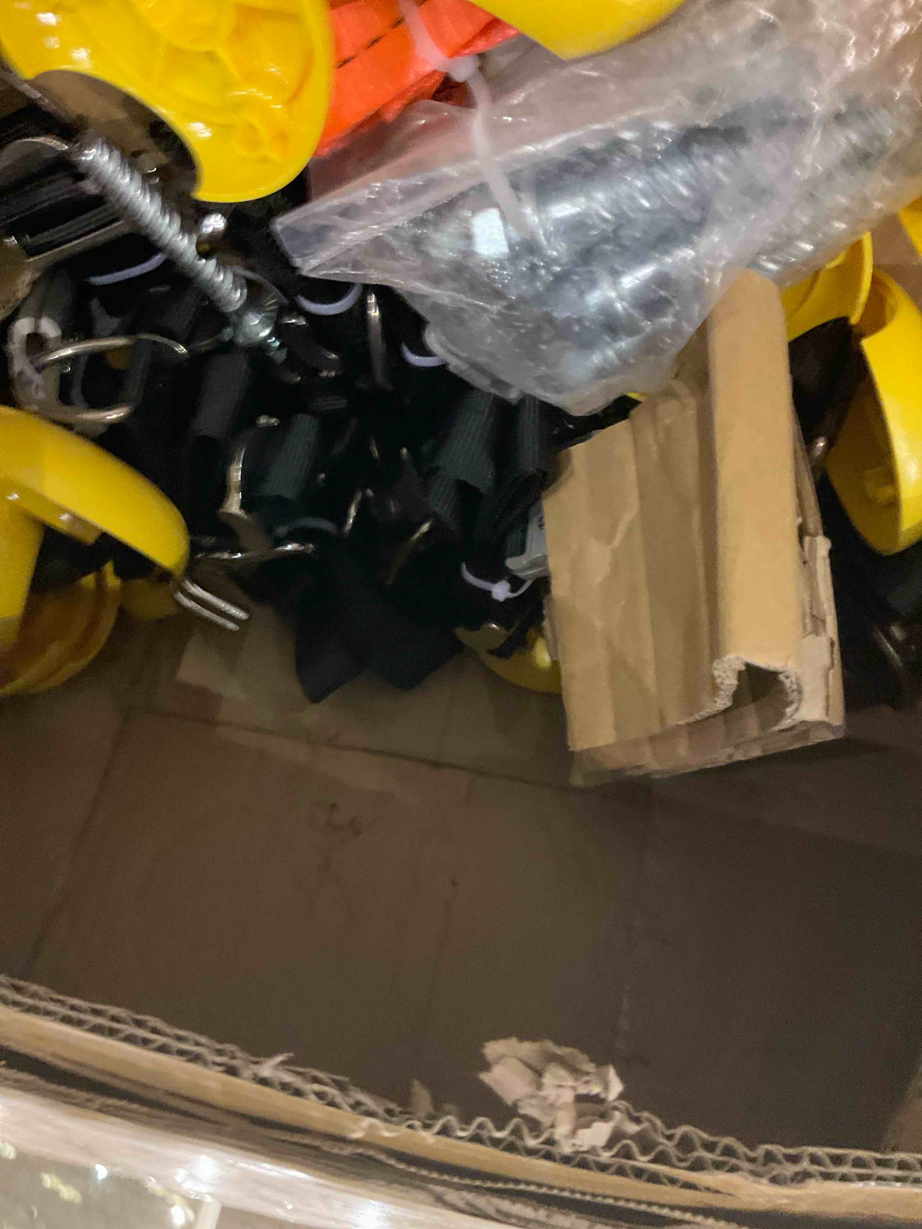 https://s3.amazonaws.com/lotting-images-prod/bidfta/PNK0282542_1738249179747.jpeg