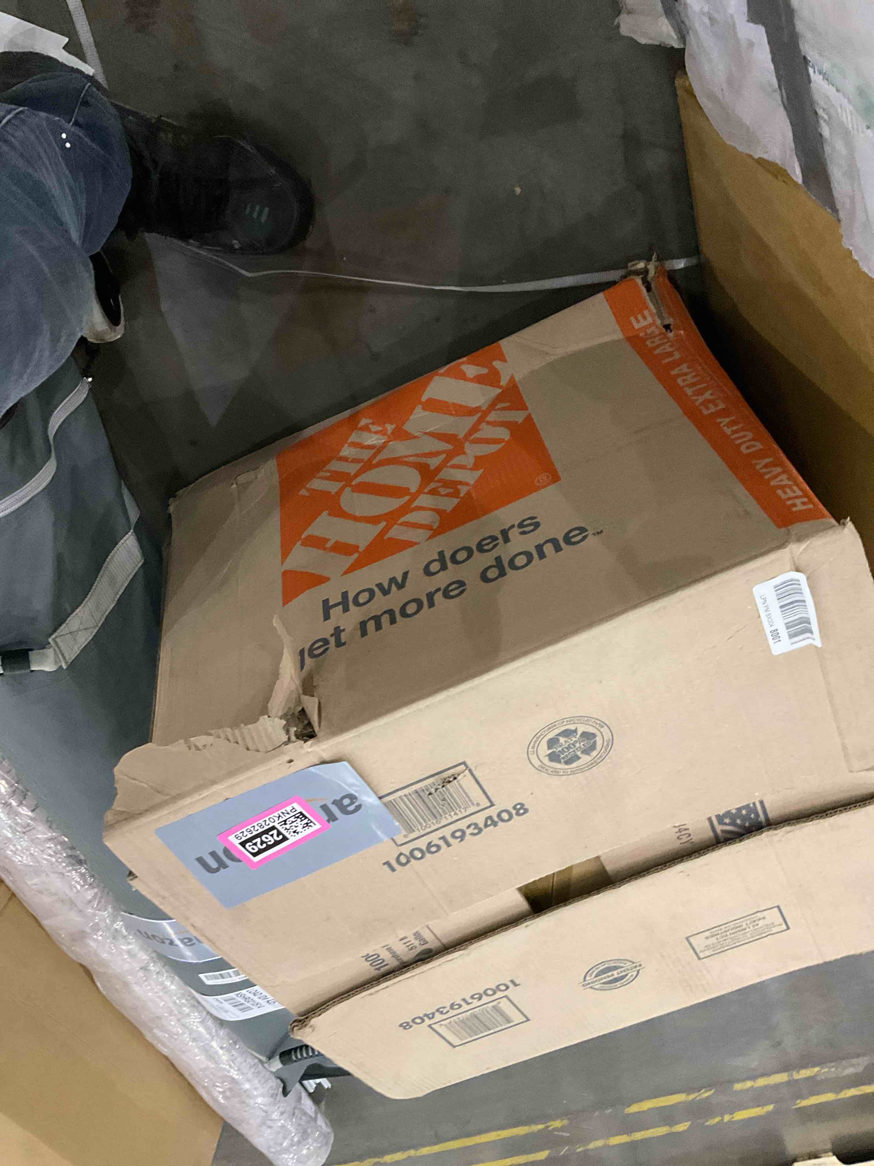 inflatable bounce place, w blower