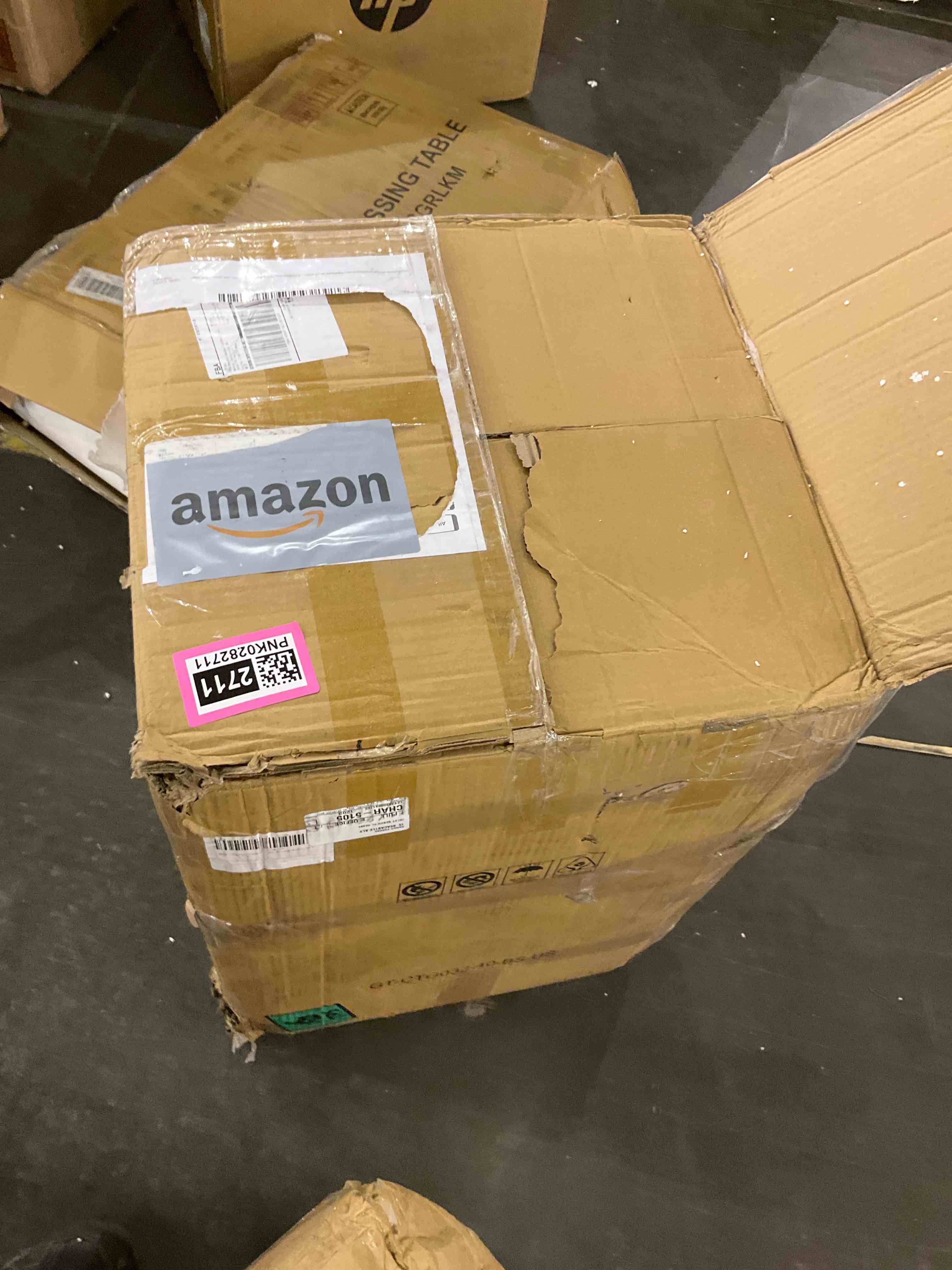 https://s3.amazonaws.com/lotting-images-prod/bidfta/PNK0282711_1738157290698.jpeg