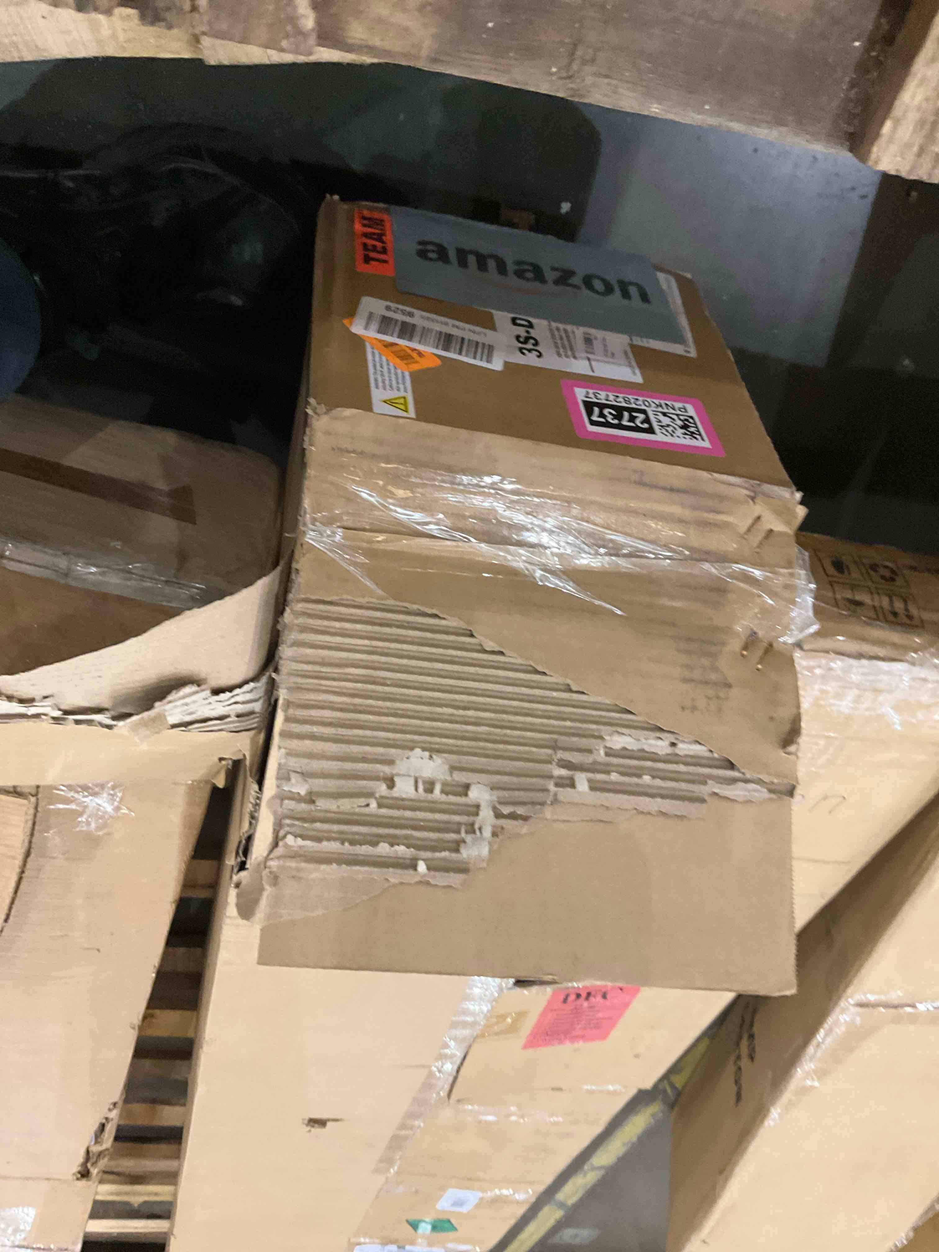 https://s3.amazonaws.com/lotting-images-prod/bidfta/PNK0282737_1738161036441.jpeg