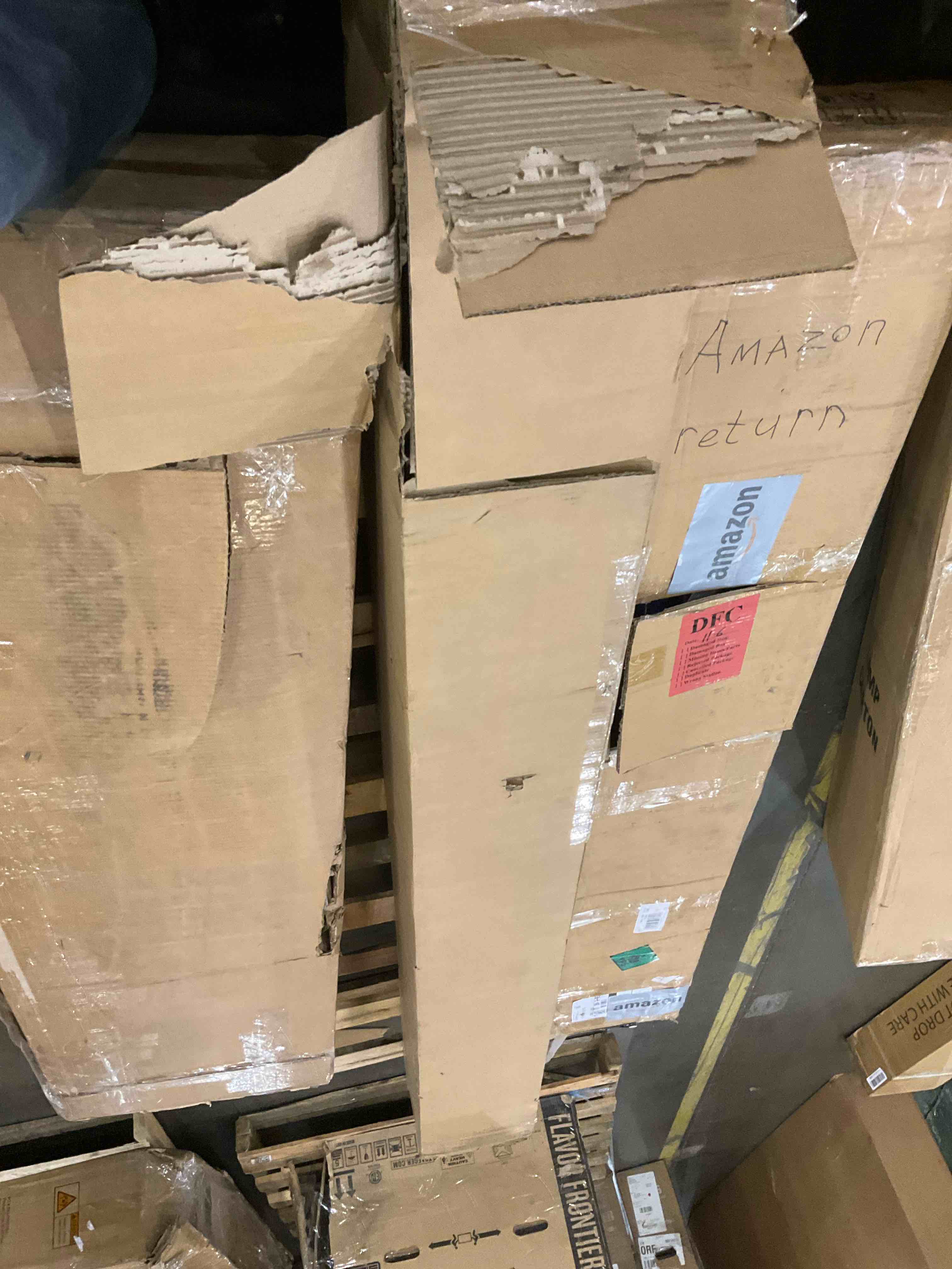 https://s3.amazonaws.com/lotting-images-prod/bidfta/PNK0282737_1738161038003.jpeg