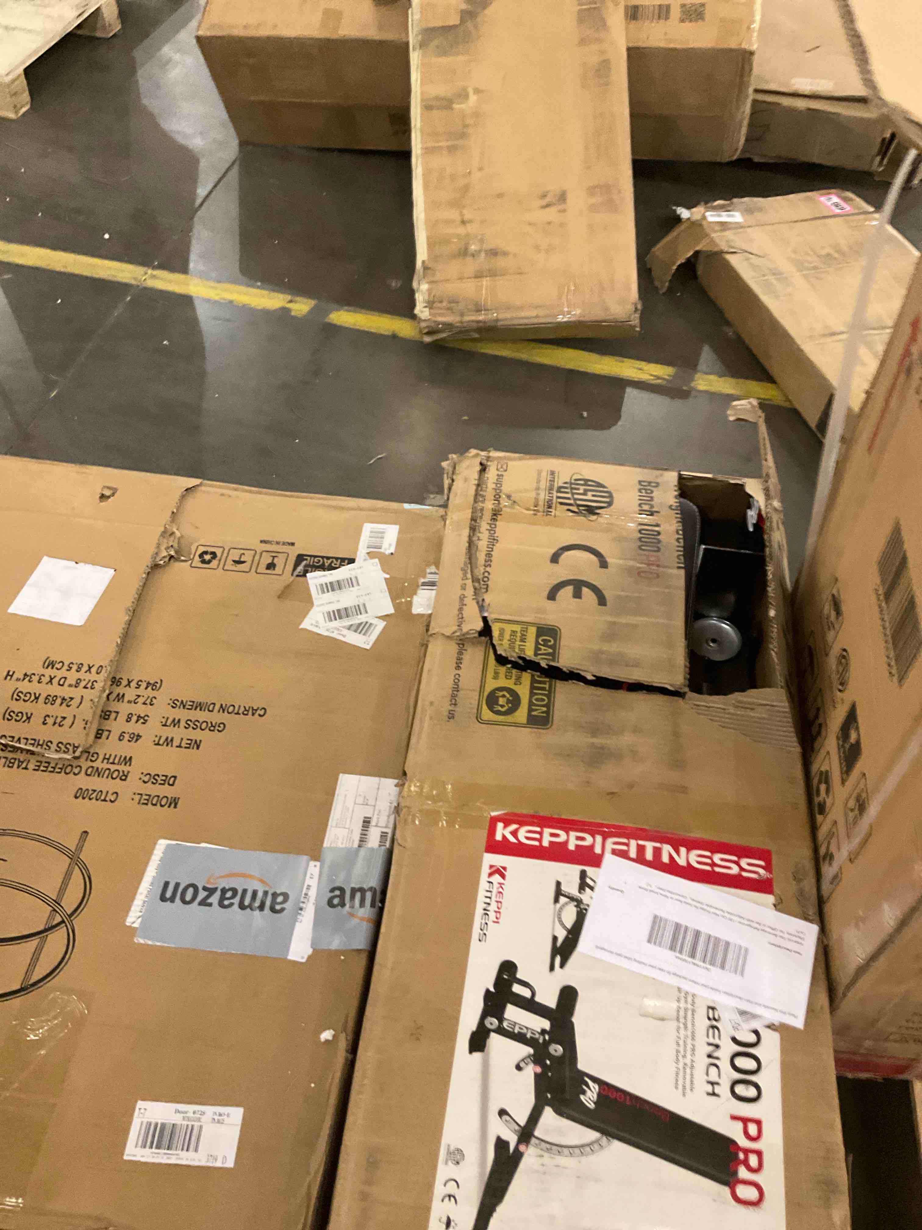https://s3.amazonaws.com/lotting-images-prod/bidfta/PNK0282760_1738162670456.jpeg