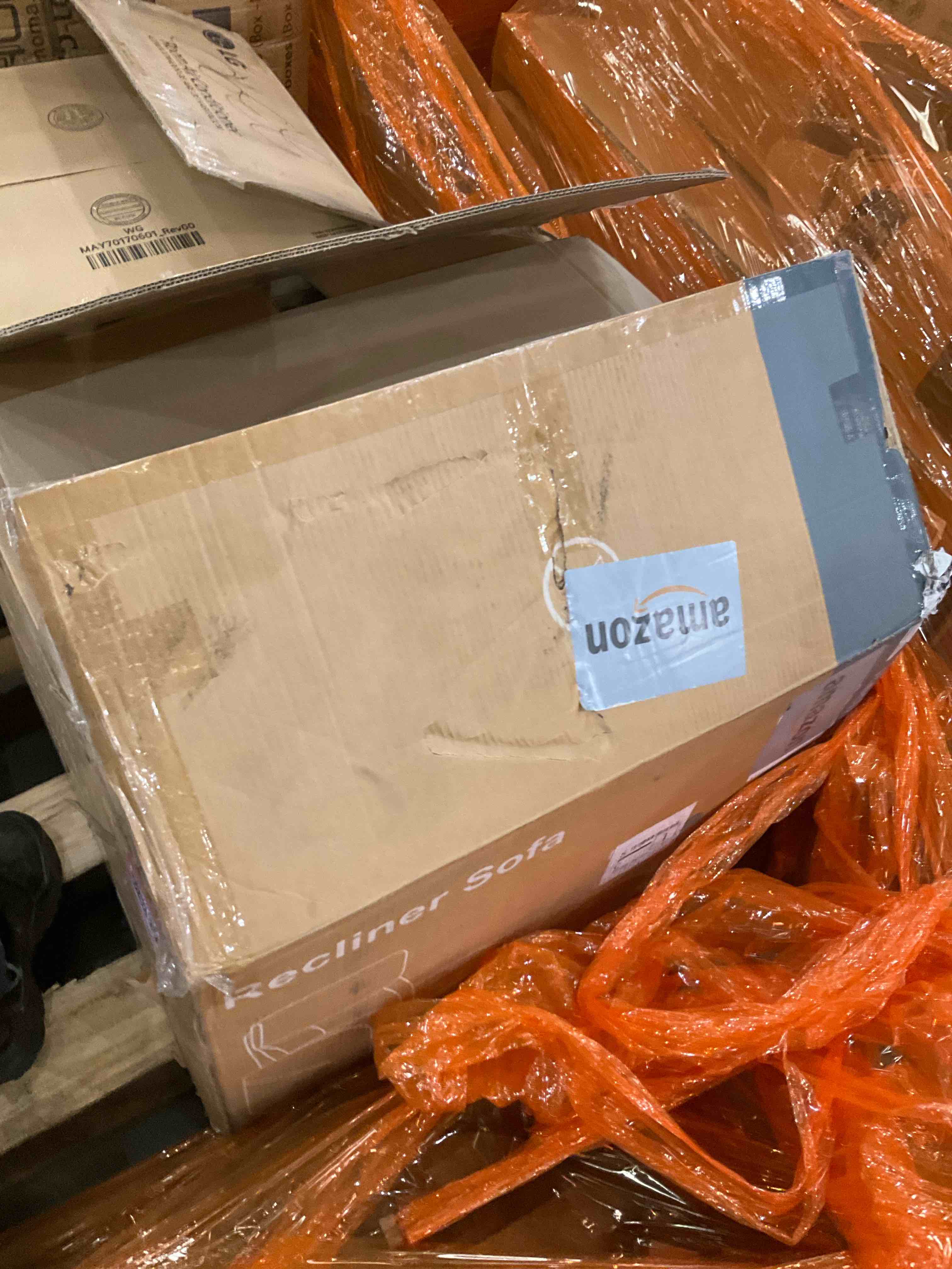 https://s3.amazonaws.com/lotting-images-prod/bidfta/PNK0282839_1738166678934.jpeg