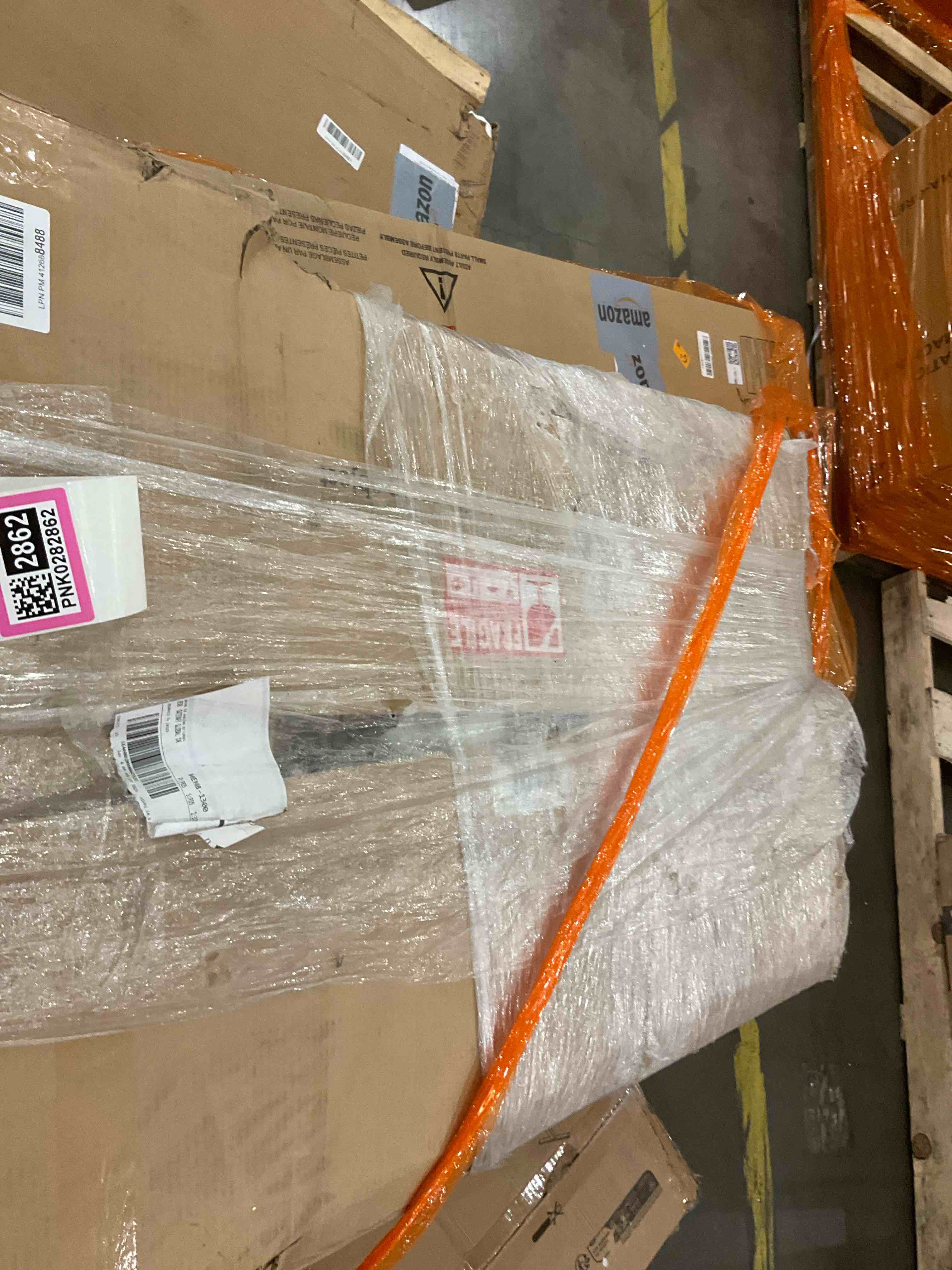 https://s3.amazonaws.com/lotting-images-prod/bidfta/PNK0282861_1738169608070.jpeg