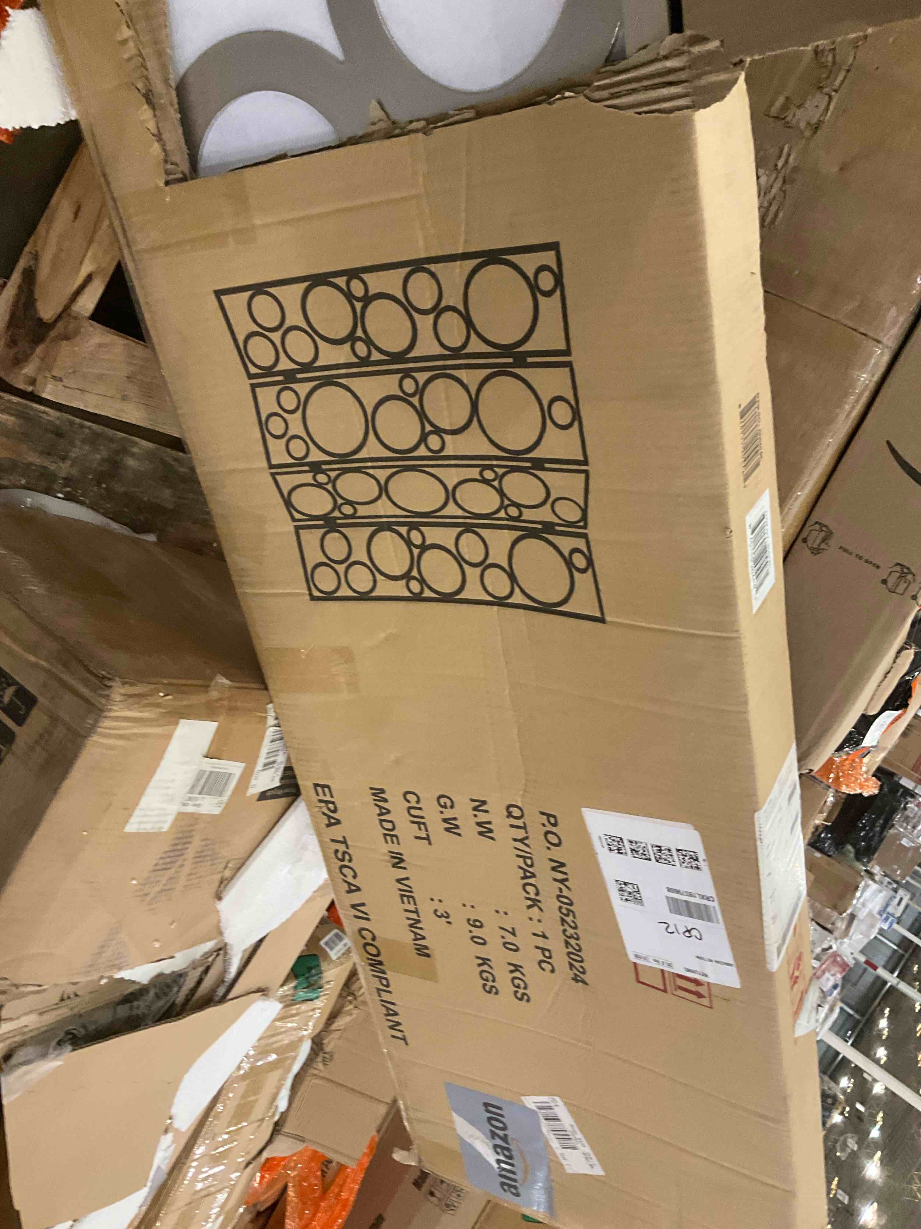 https://s3.amazonaws.com/lotting-images-prod/bidfta/PNK0282882_1738174067212.jpeg