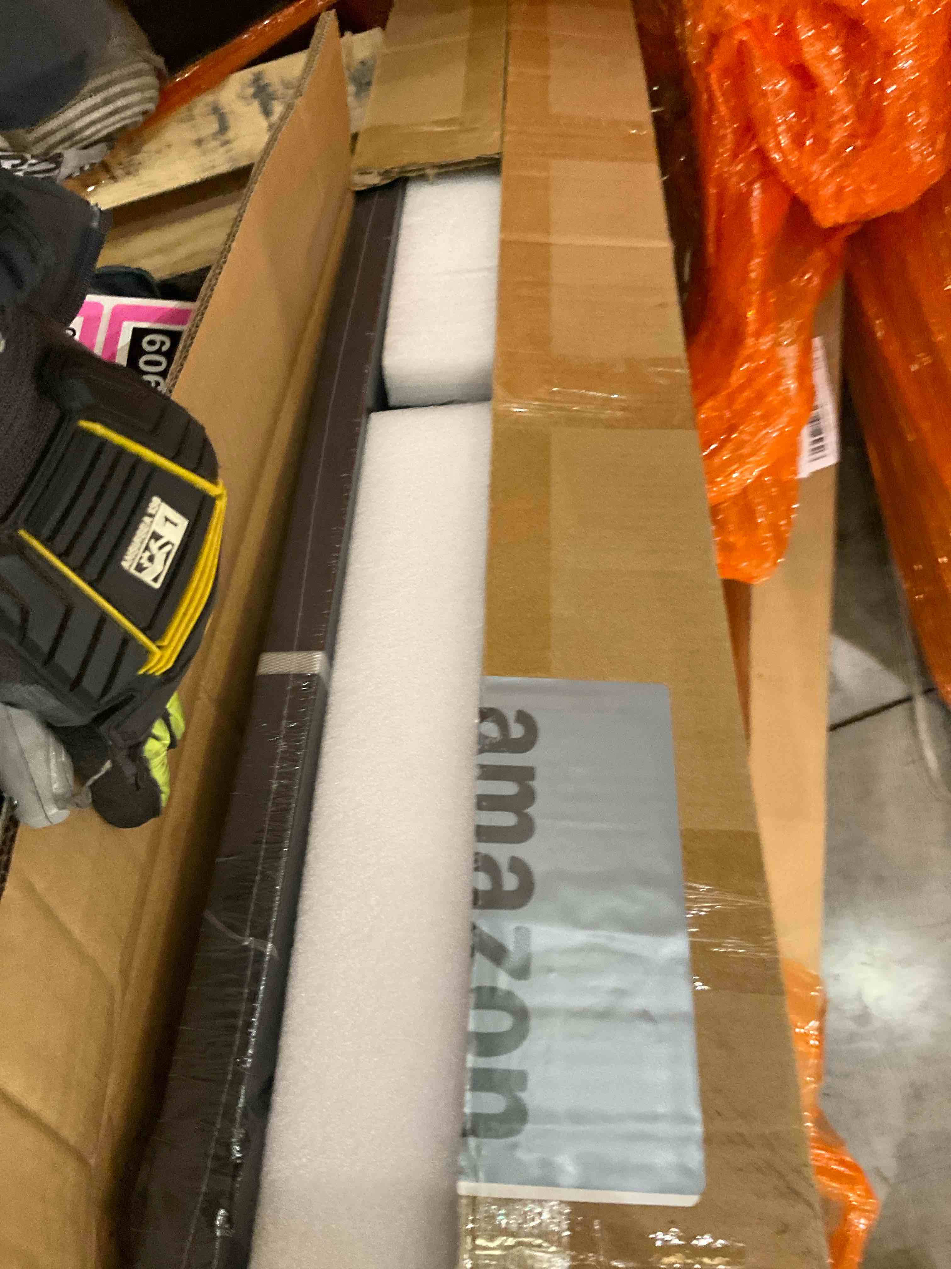 https://s3.amazonaws.com/lotting-images-prod/bidfta/PNK0282906_1738176911928.jpeg