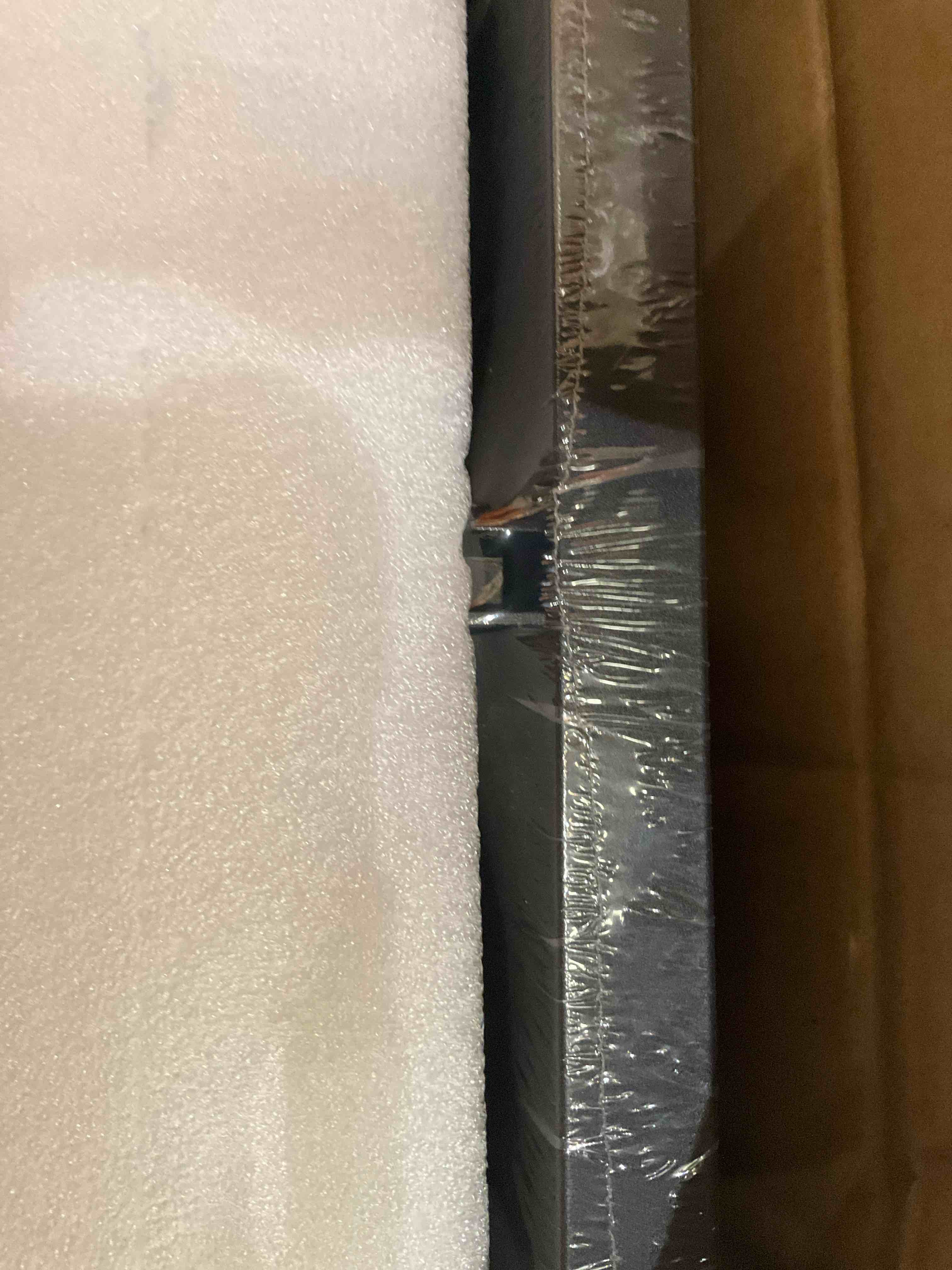 https://s3.amazonaws.com/lotting-images-prod/bidfta/PNK0282906_1738176924303.jpeg