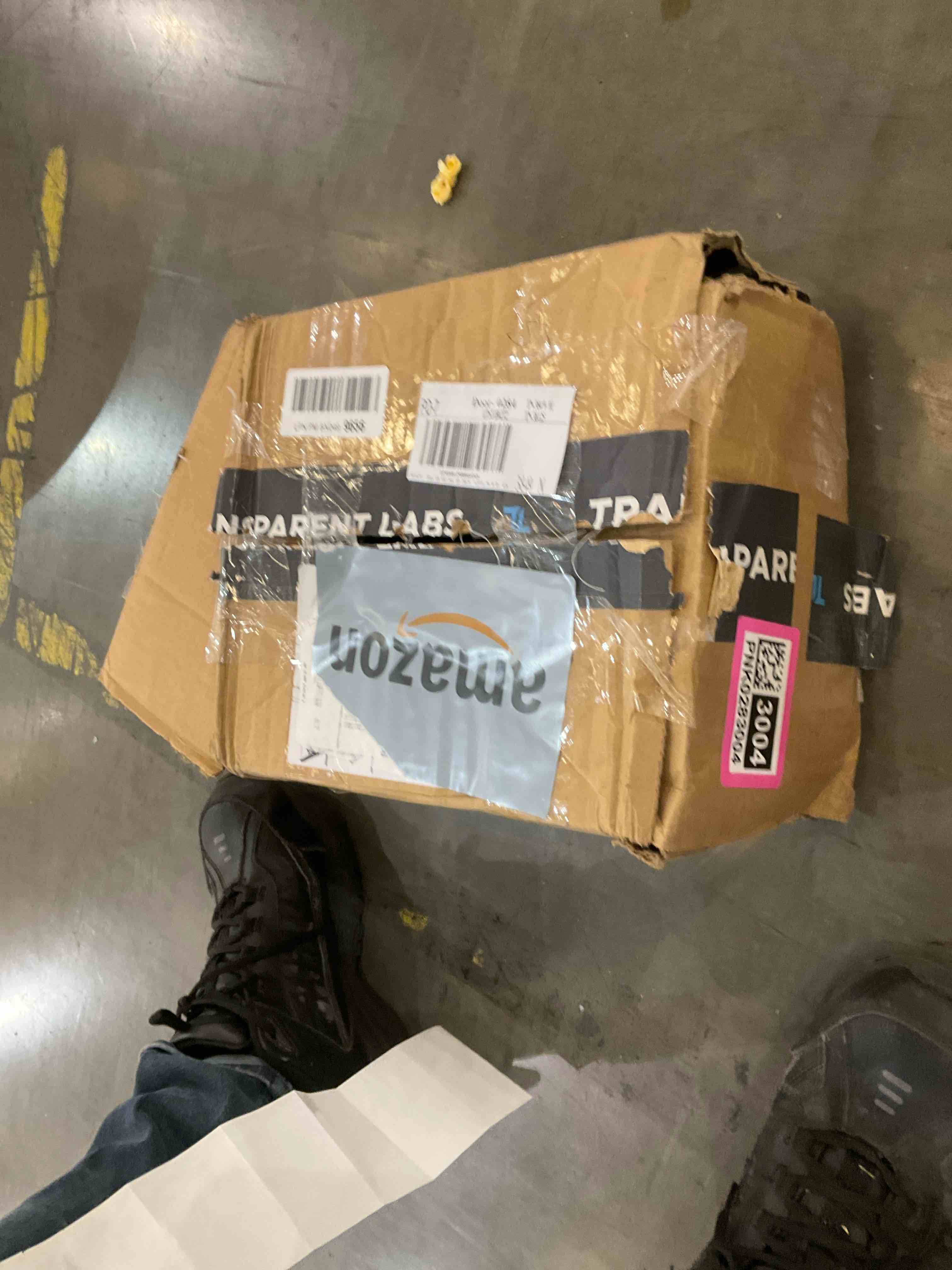 https://s3.amazonaws.com/lotting-images-prod/bidfta/PNK0283004_1738086309314.jpeg